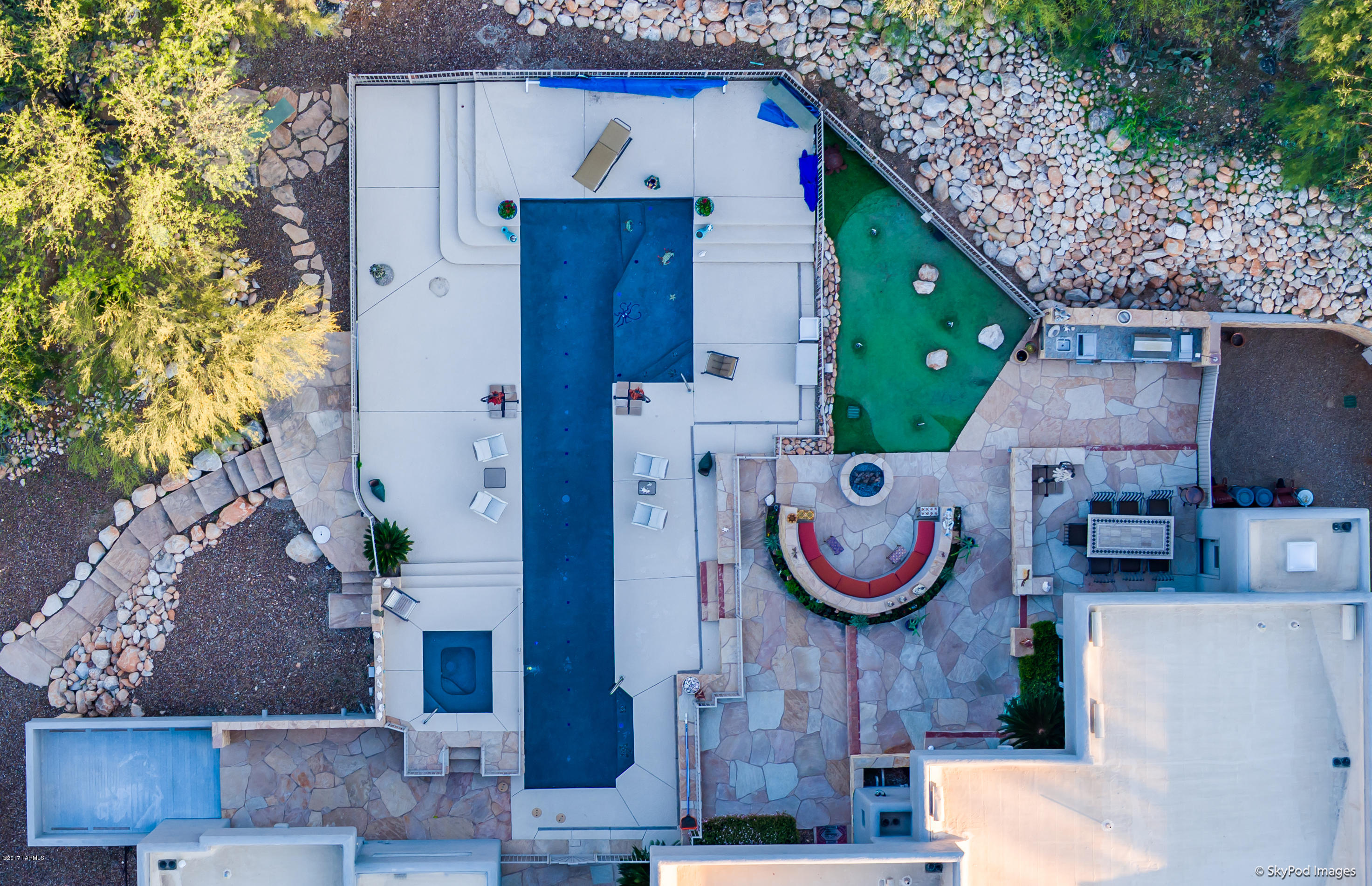 10350 N Cliff Dweller Place