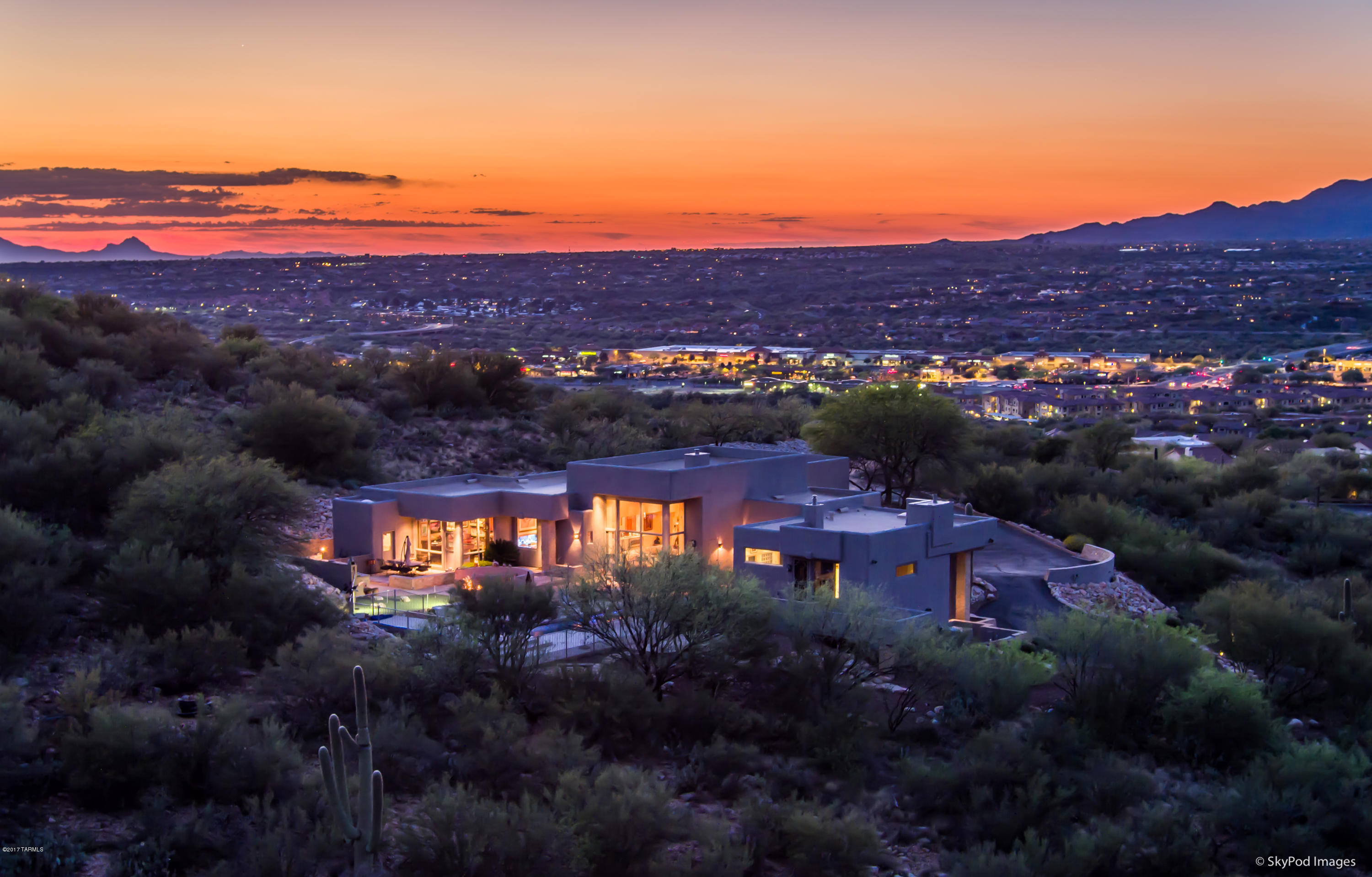 10350 N Cliff Dweller Place