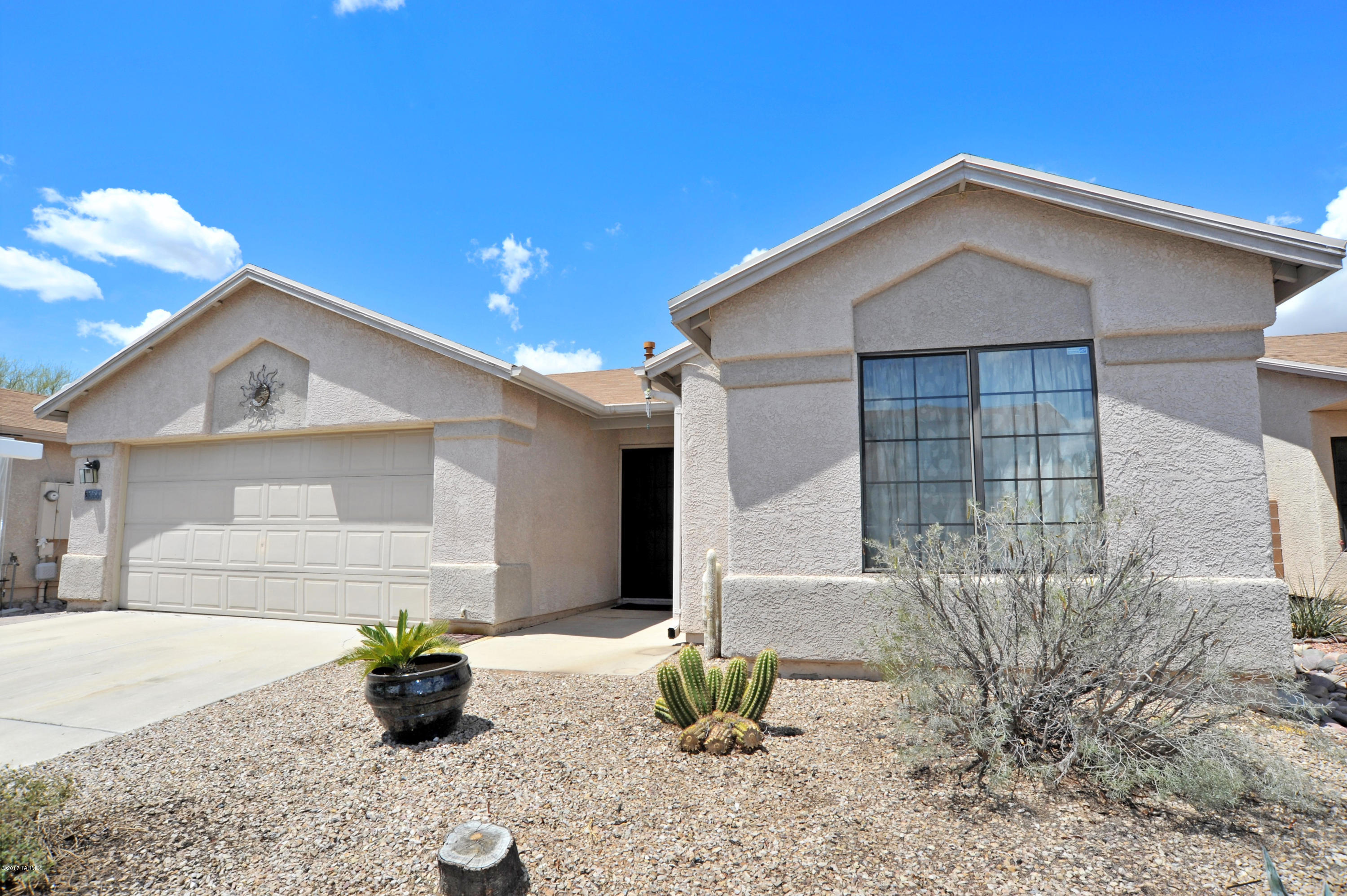3088 W Autumn Breeze Drive