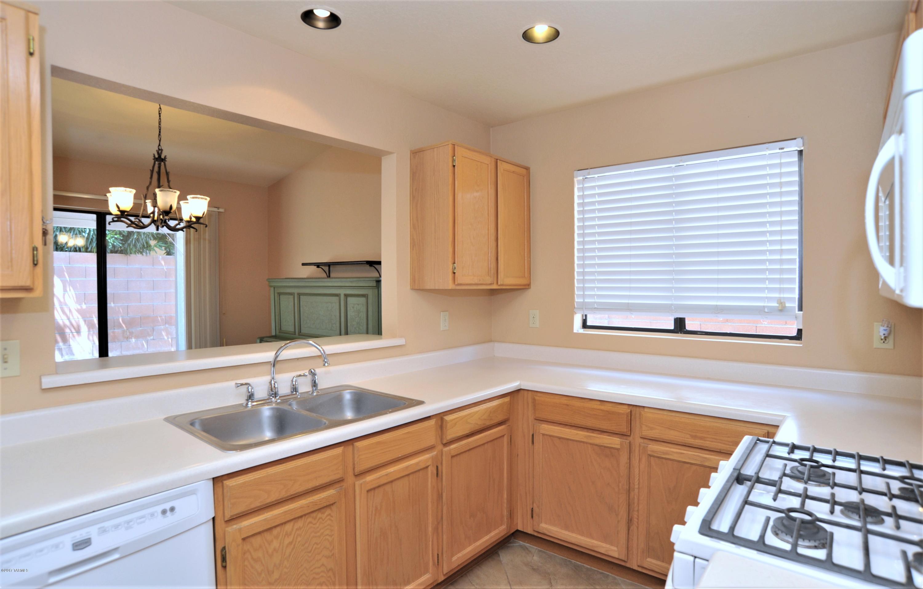 3088 W Autumn Breeze Drive