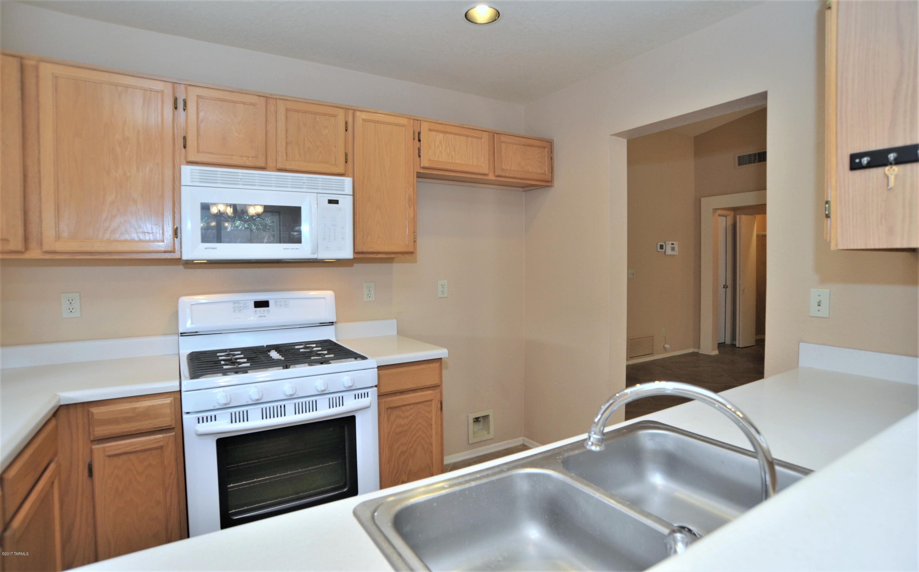 3088 W Autumn Breeze Drive