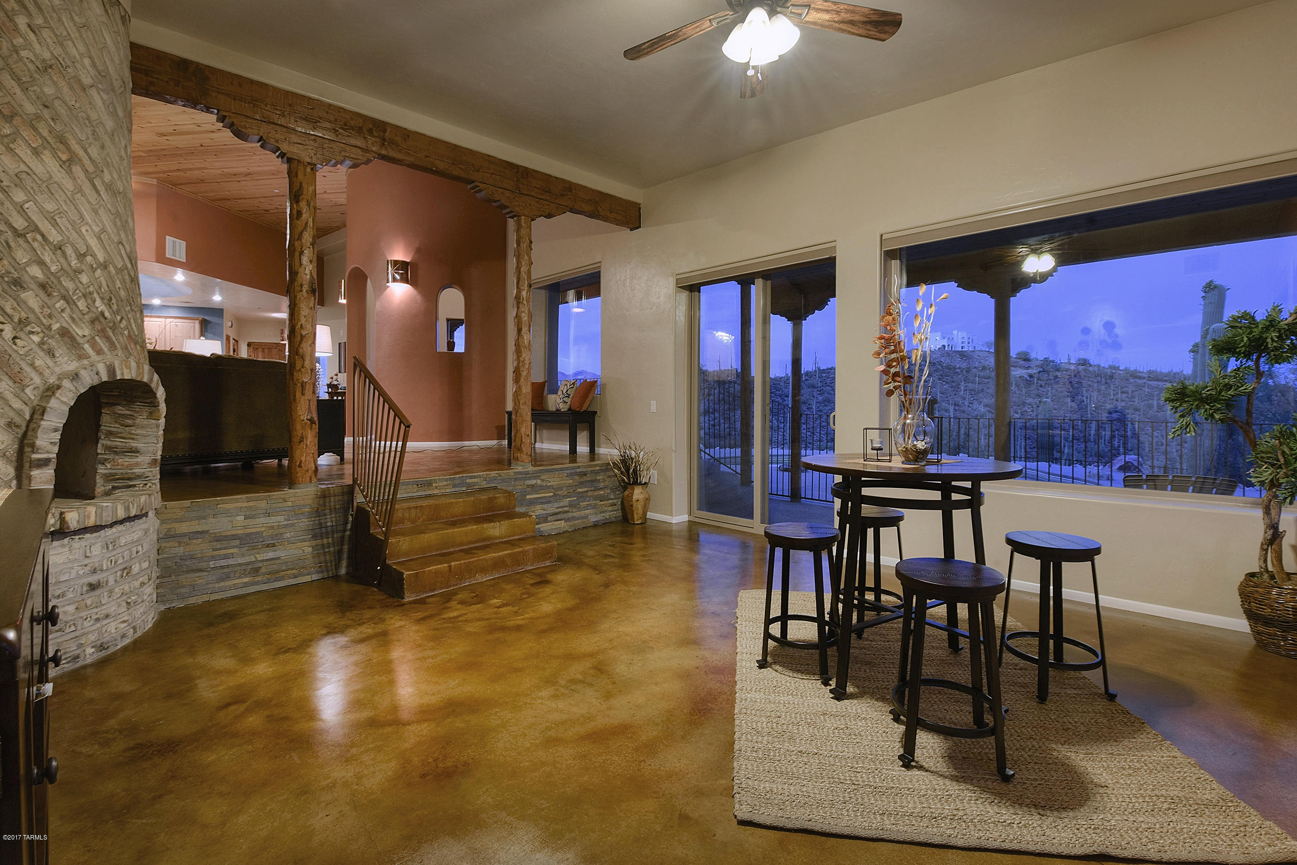 3151 W Mockingbird Lane