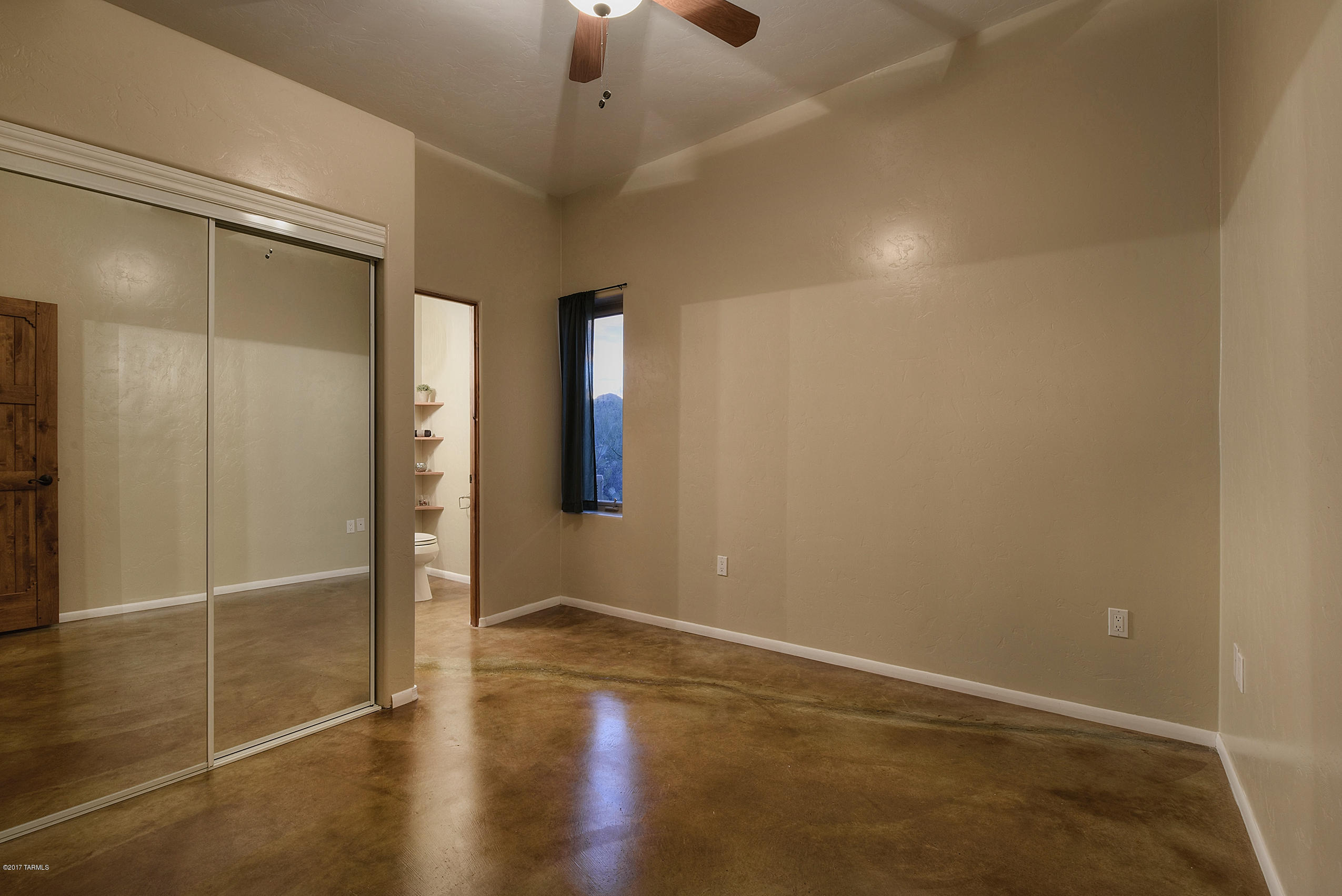 3151 W Mockingbird Lane