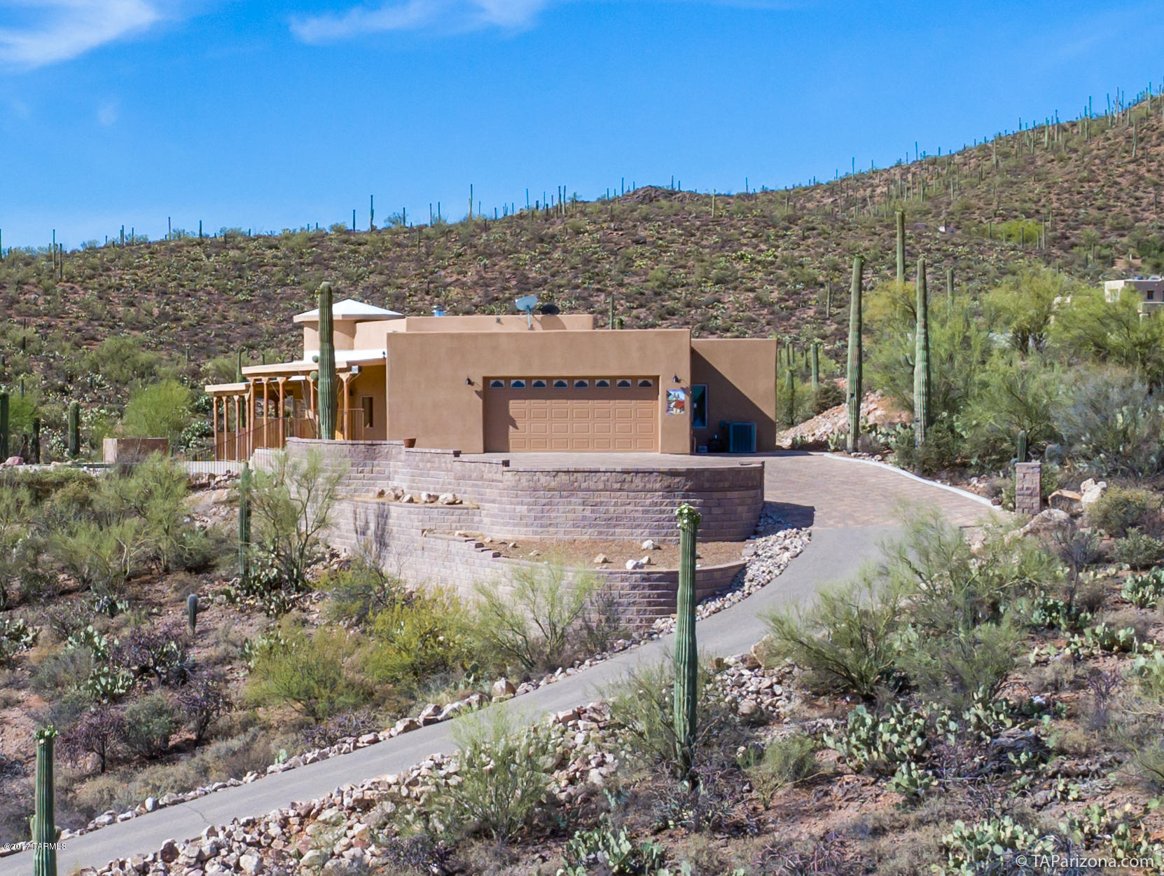 3151 W Mockingbird Lane