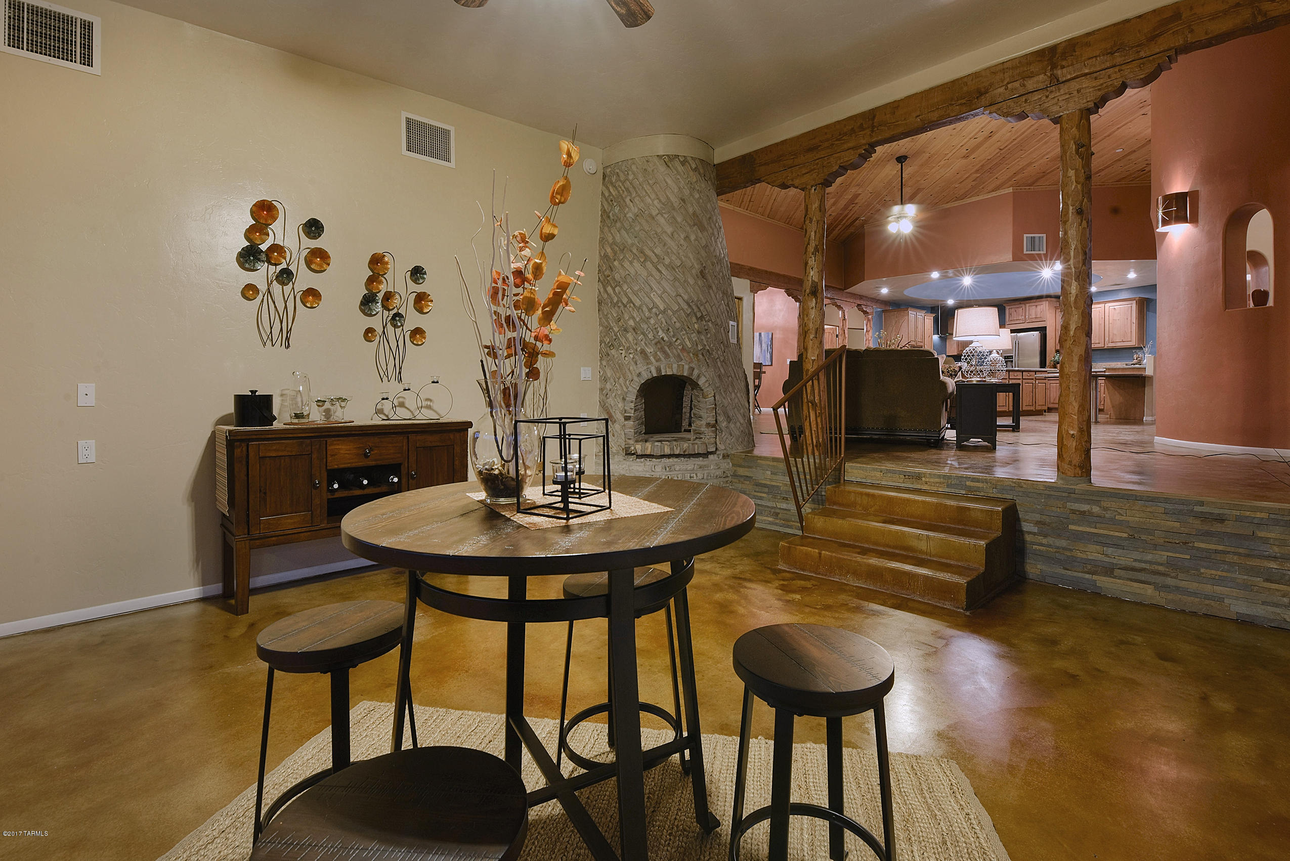 3151 W Mockingbird Lane