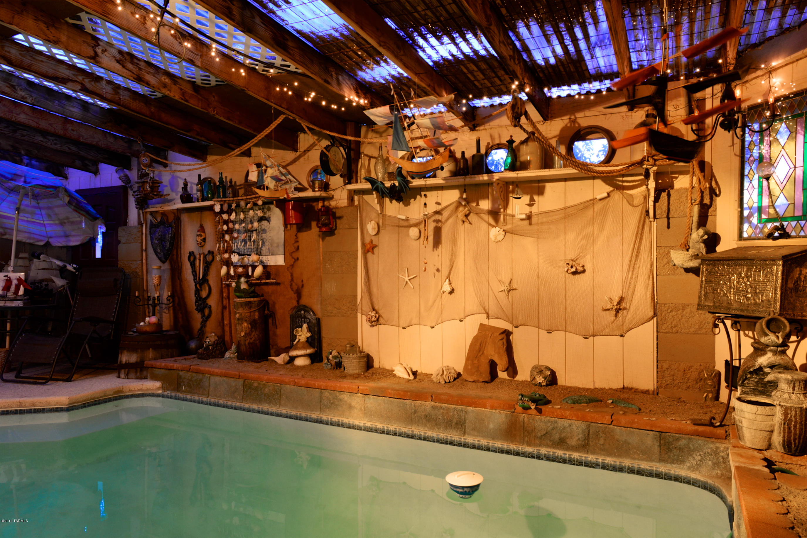 1061 W Roller Coaster Road