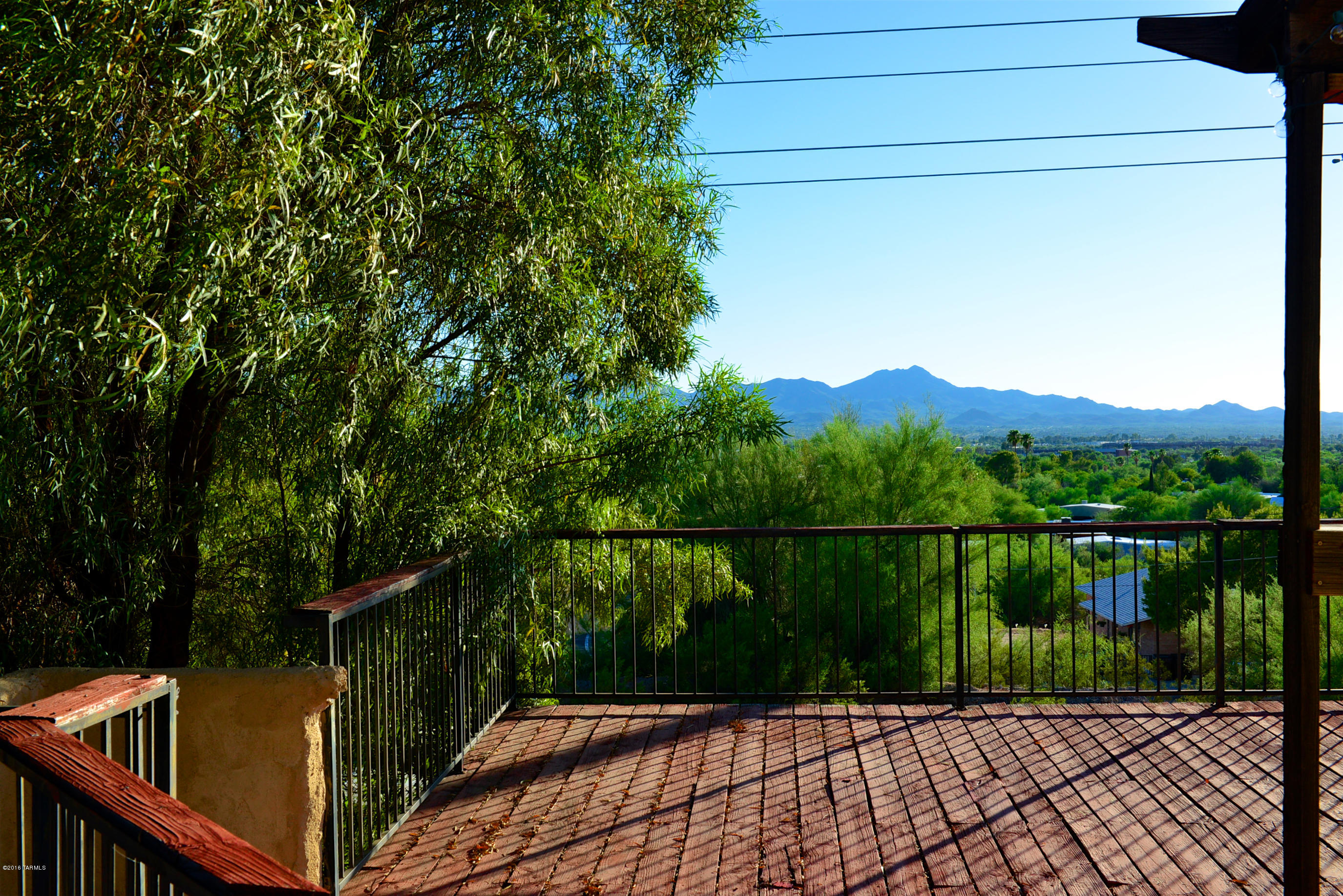 1061 W Roller Coaster Road