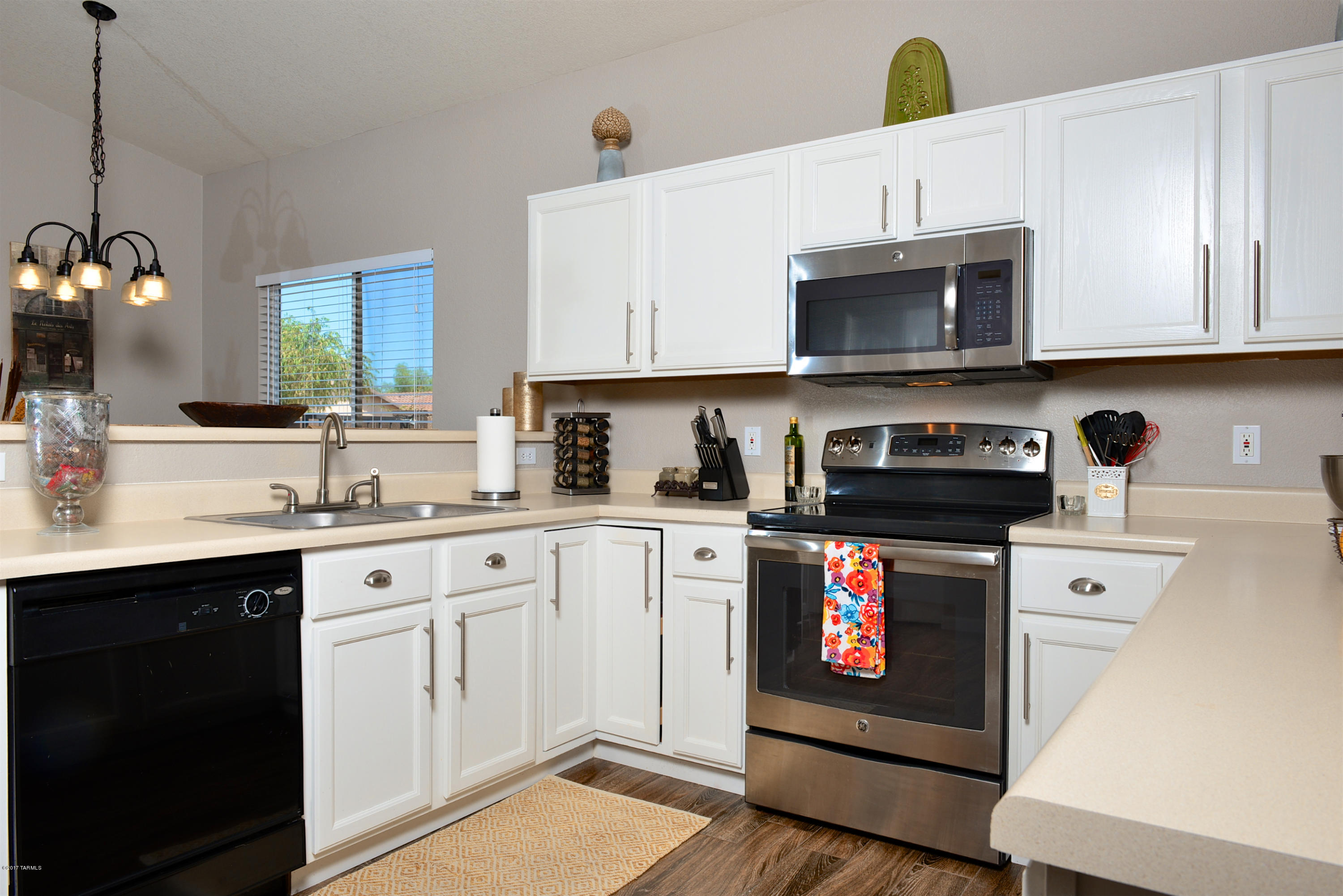 7548 W Mission View Place