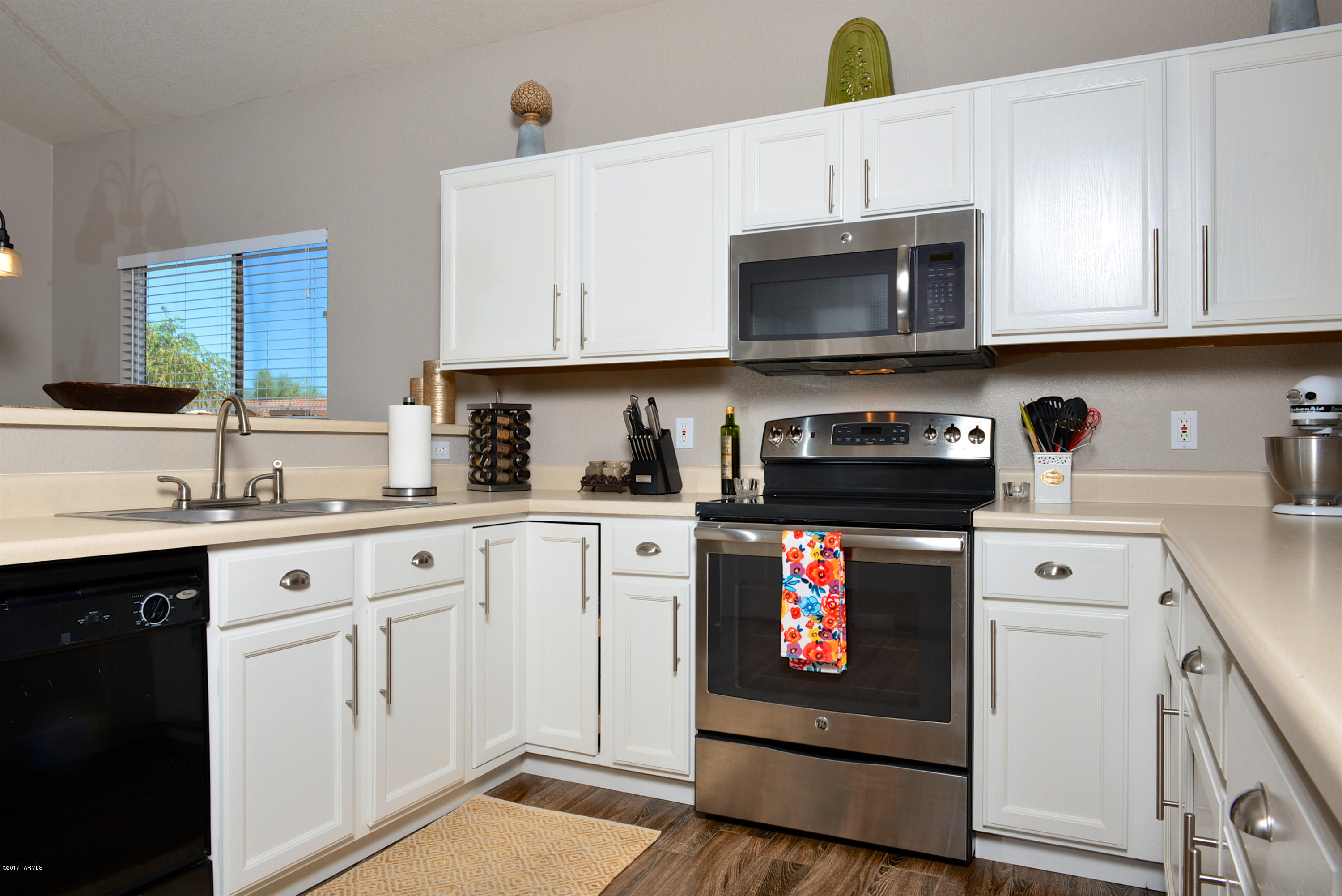 7548 W Mission View Place