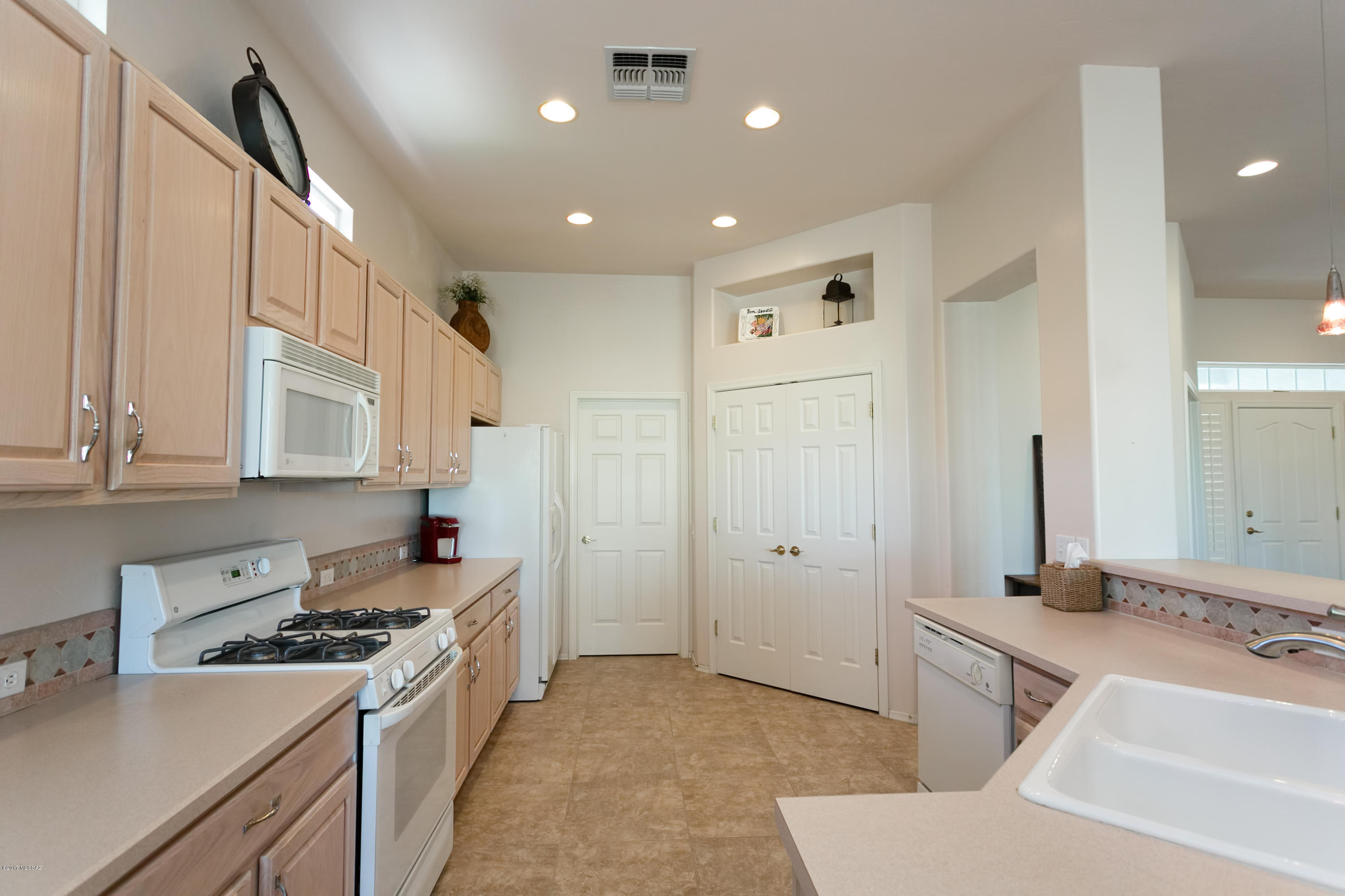 13397 N Sunset Mesa Drive