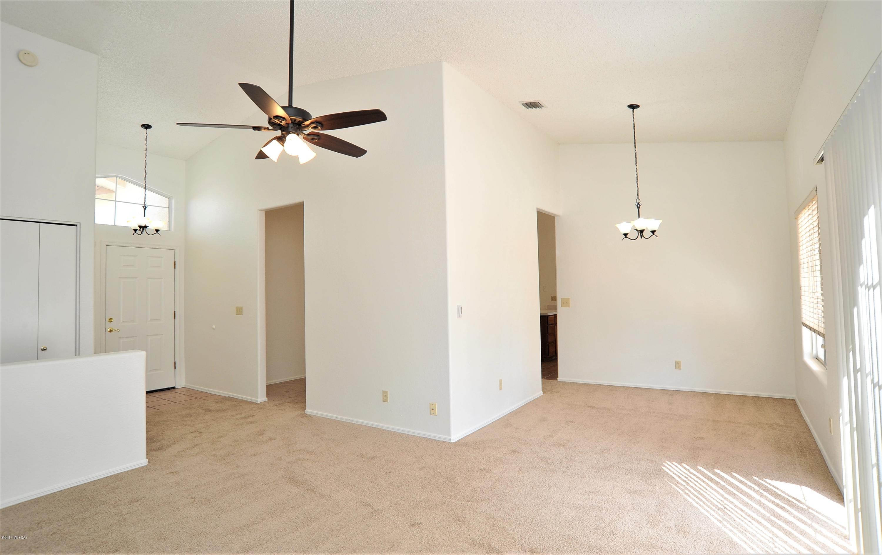 2631 W Camino De La Joya