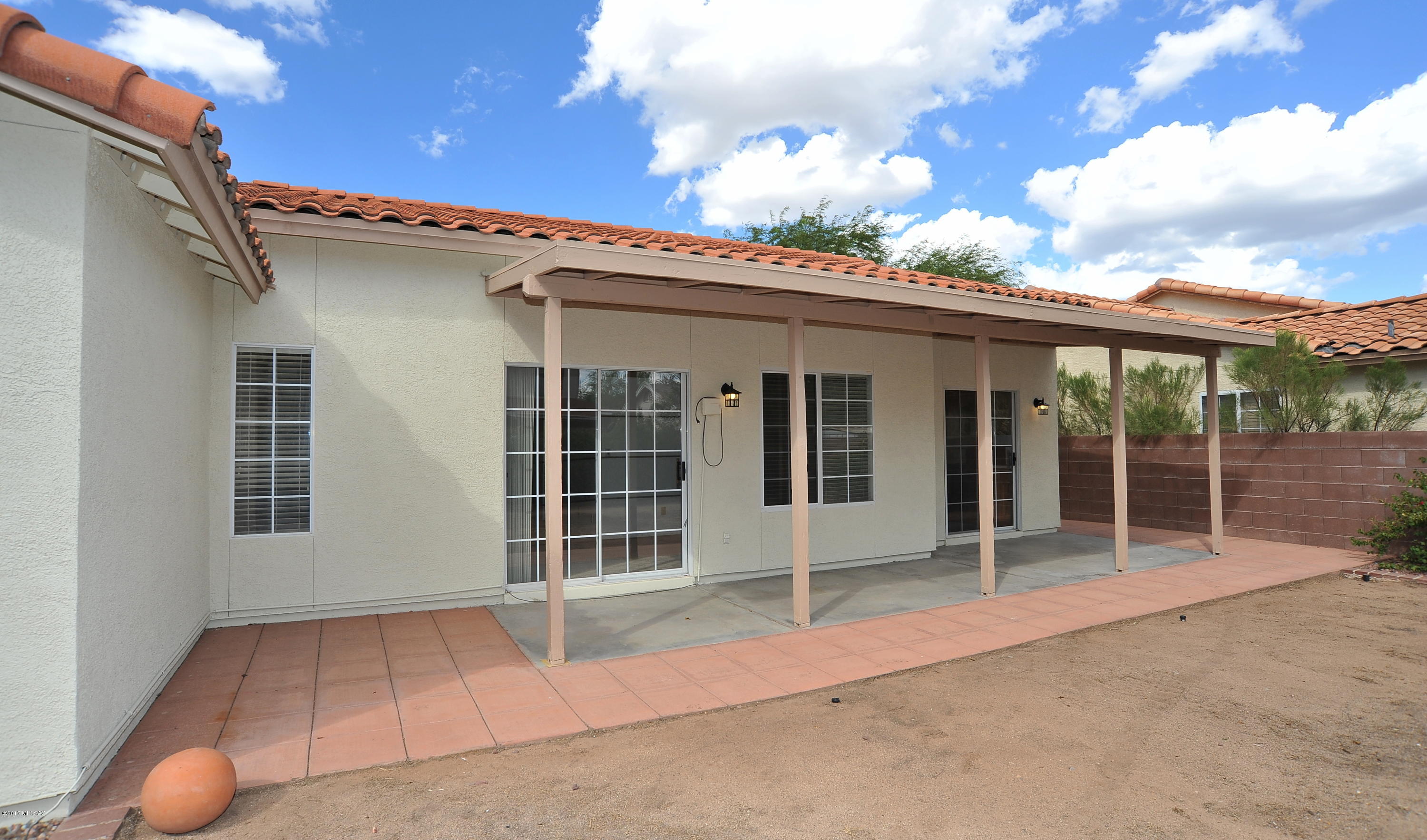 2631 W Camino De La Joya