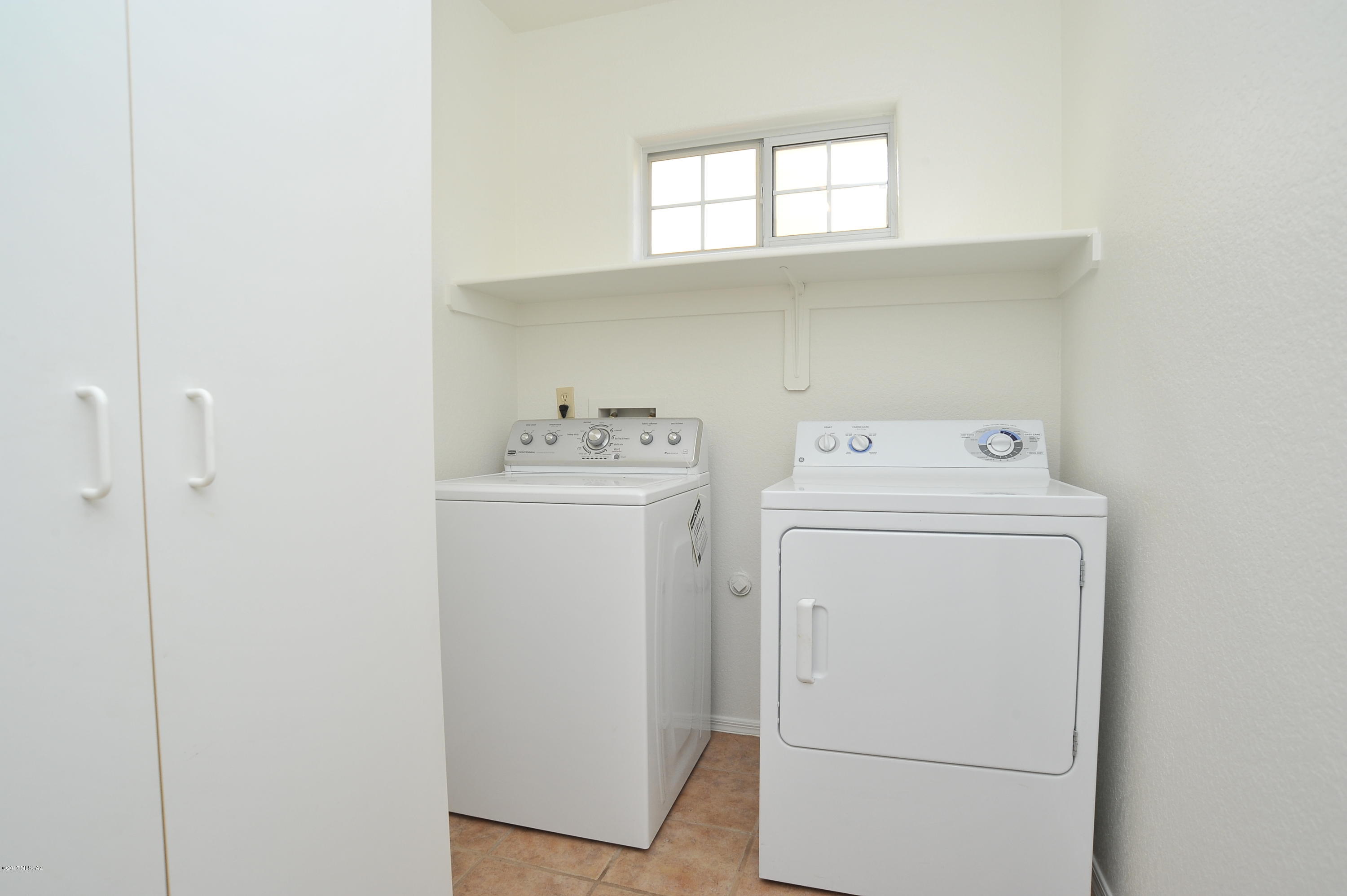 2631 W Camino De La Joya