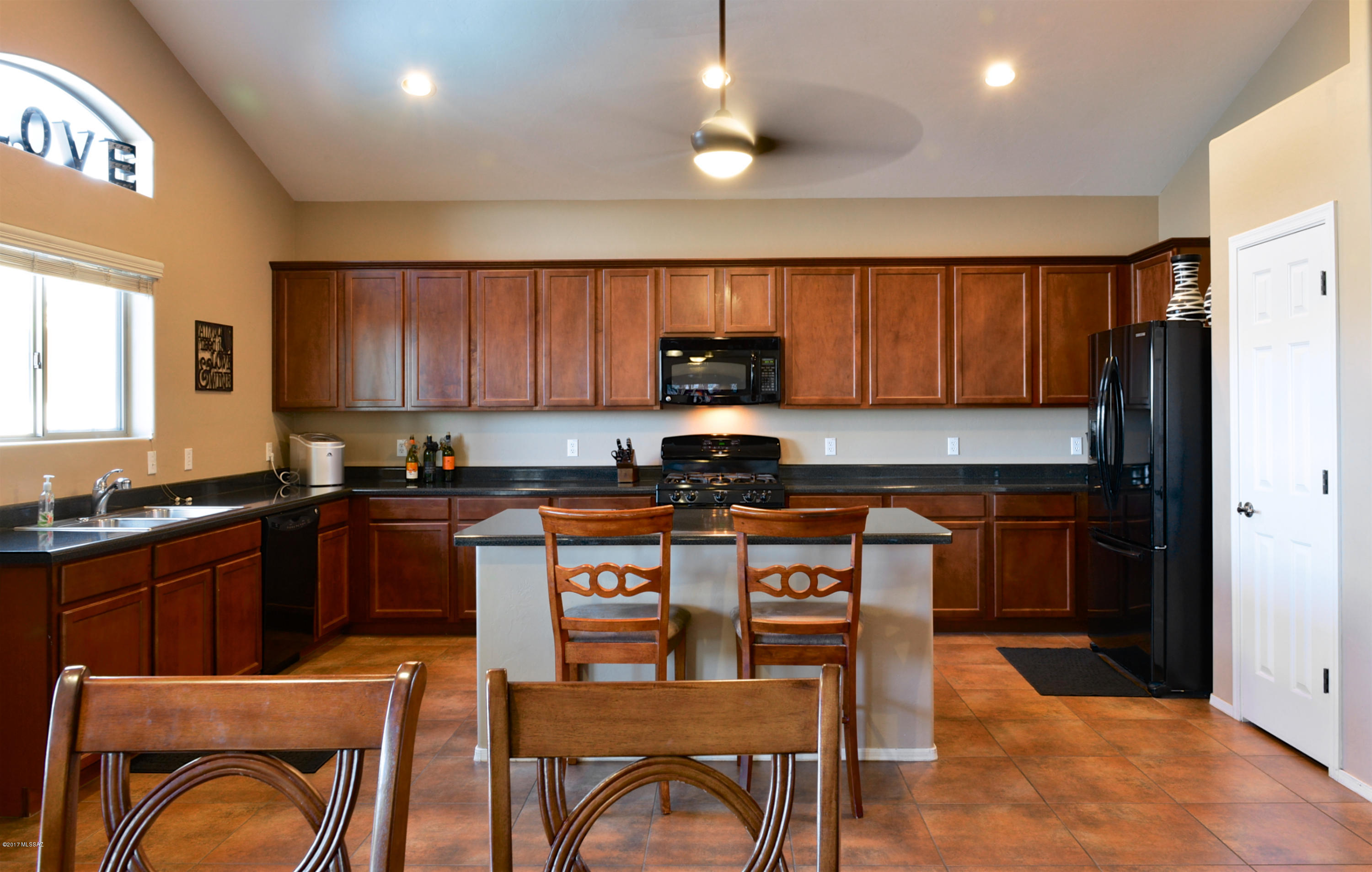 11406 W Pipestone Street