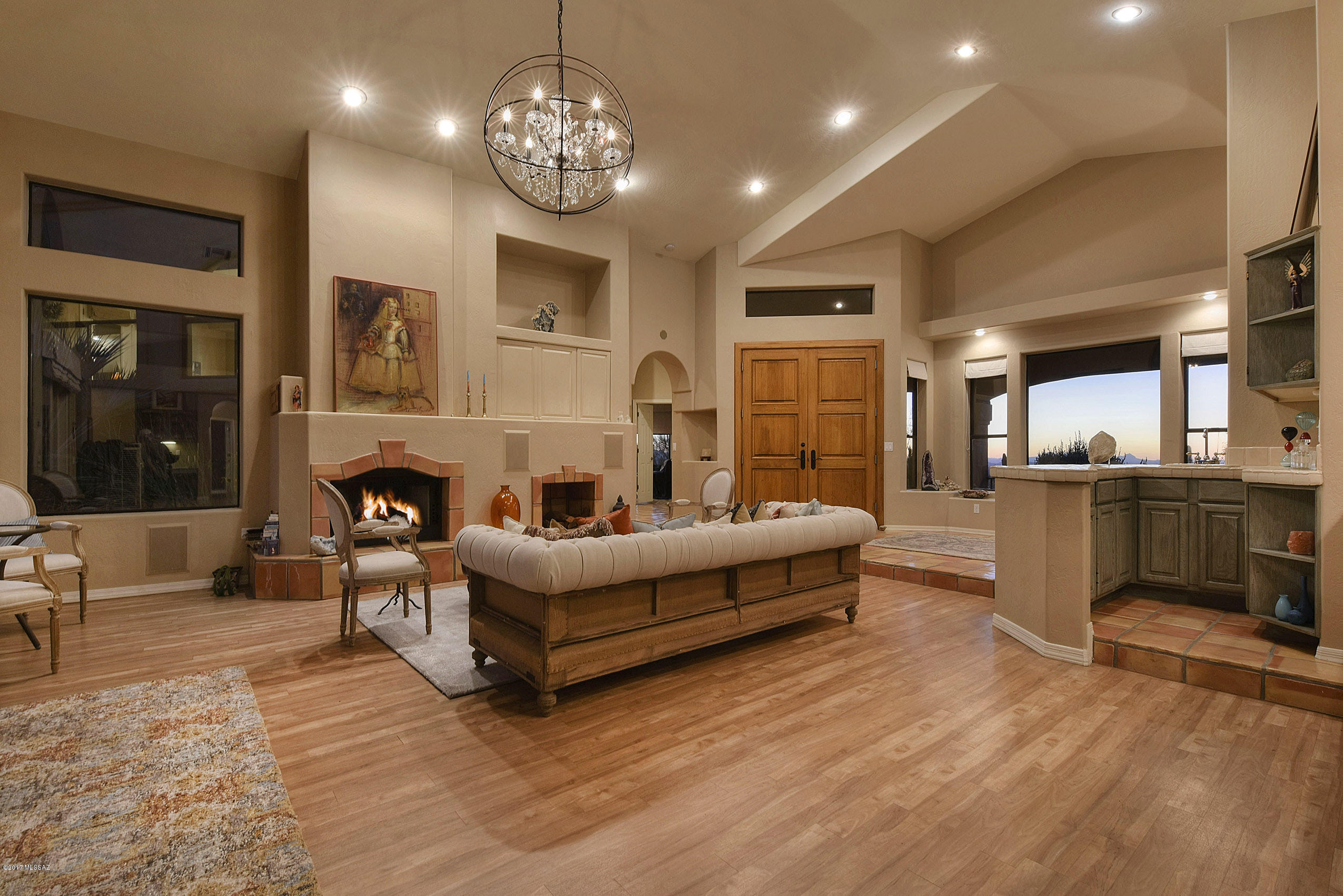 1661 E Crimson Canyon Place