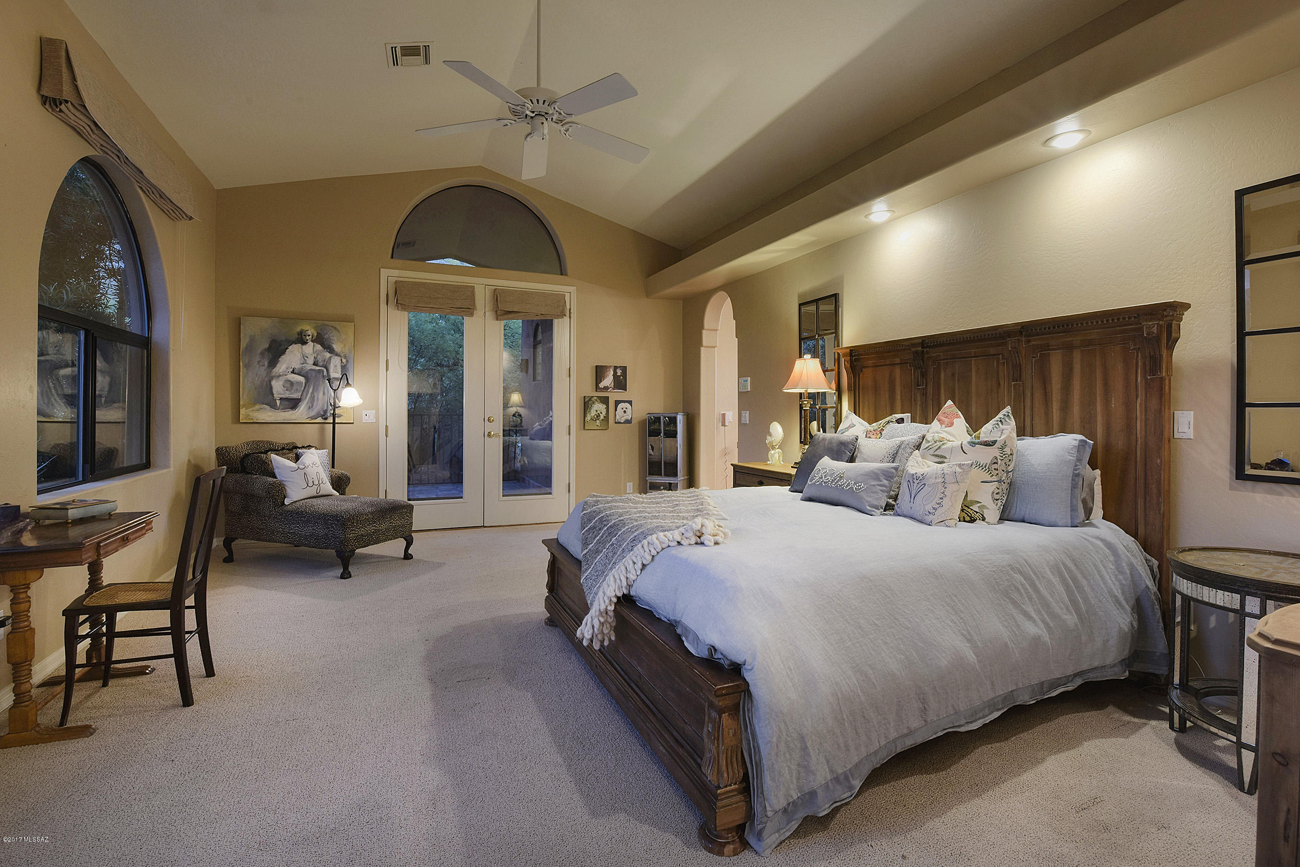 1661 E Crimson Canyon Place