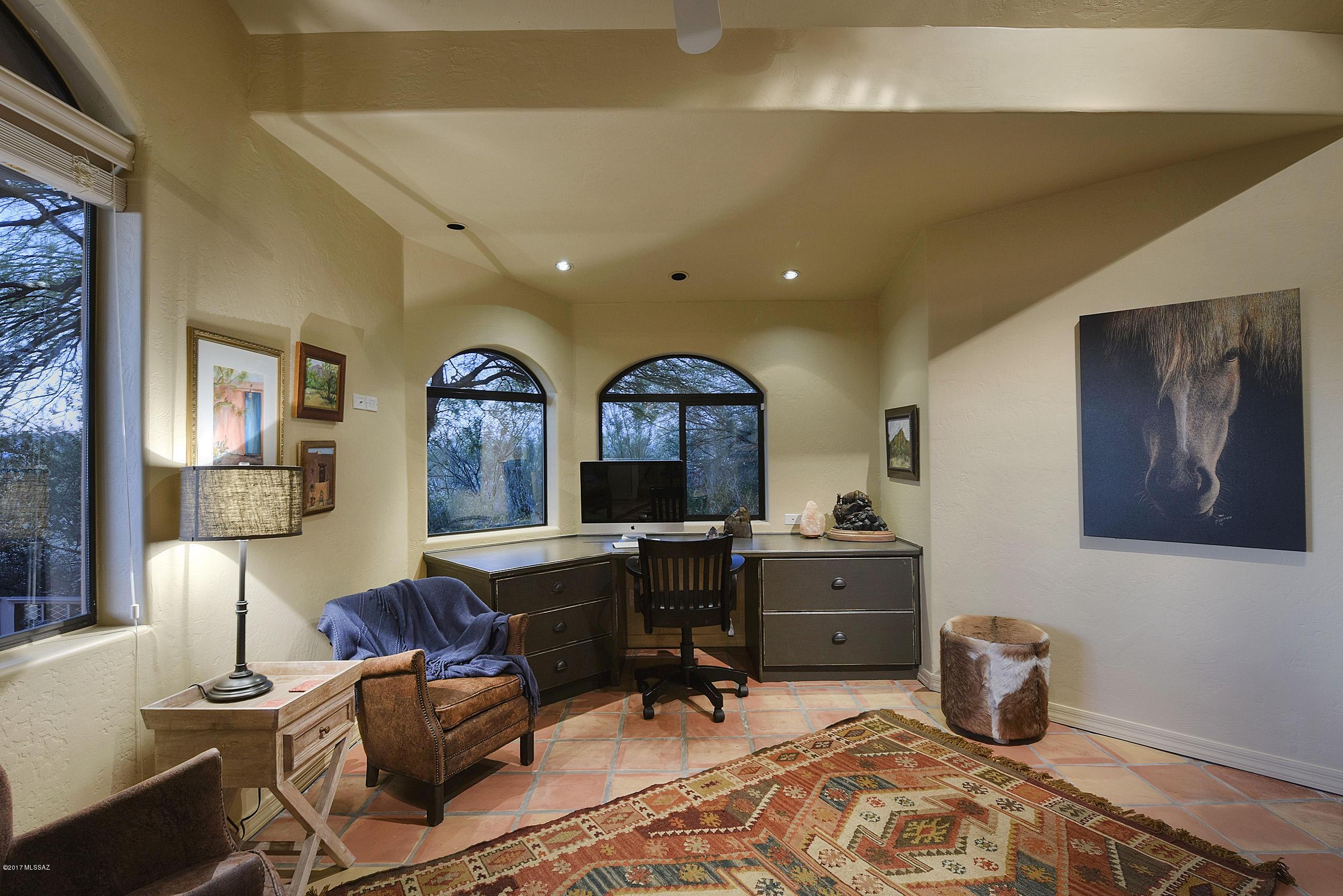 1661 E Crimson Canyon Place