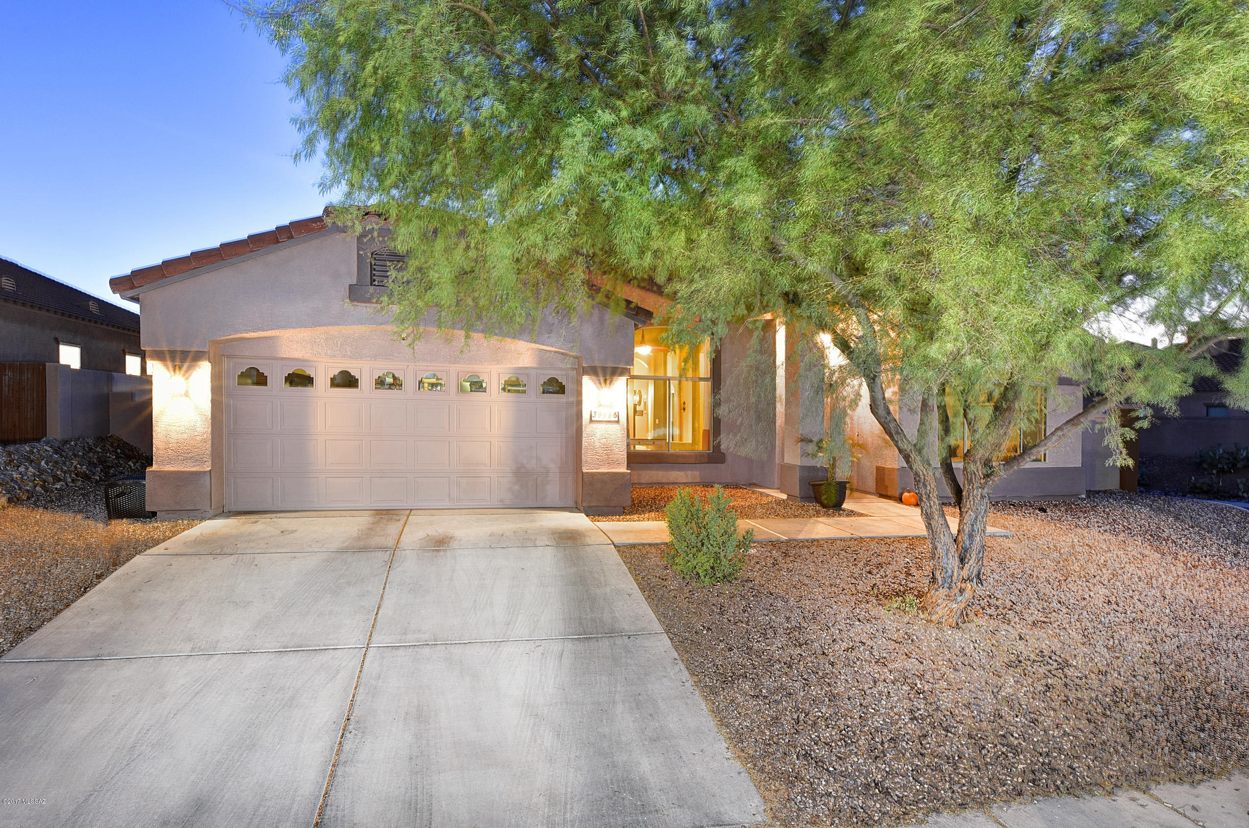 39986 S Mountain Shadow Drive