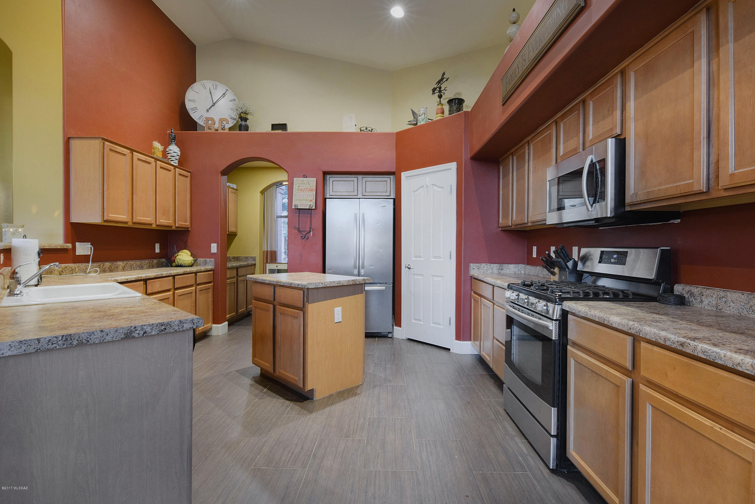 39986 S Mountain Shadow Drive