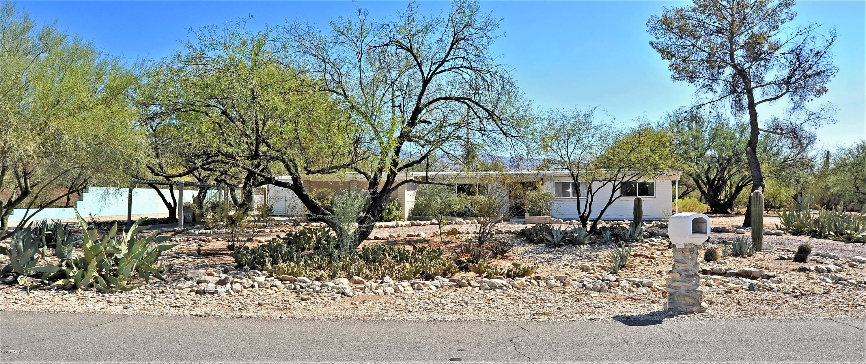 11450 E Sundance Drive