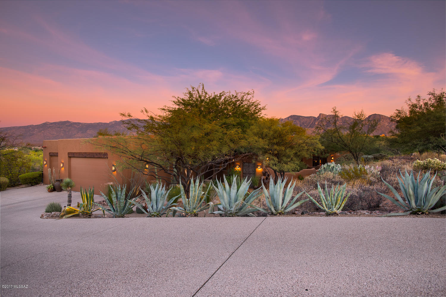 12178 N Red Mountain Drive