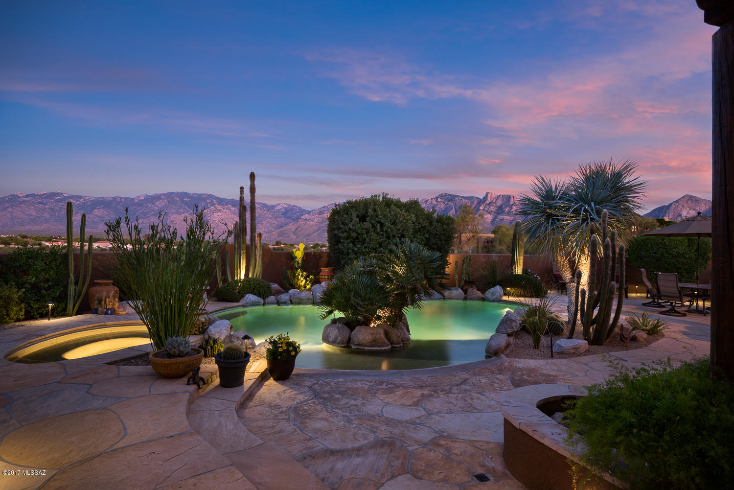 12178 N Red Mountain Drive