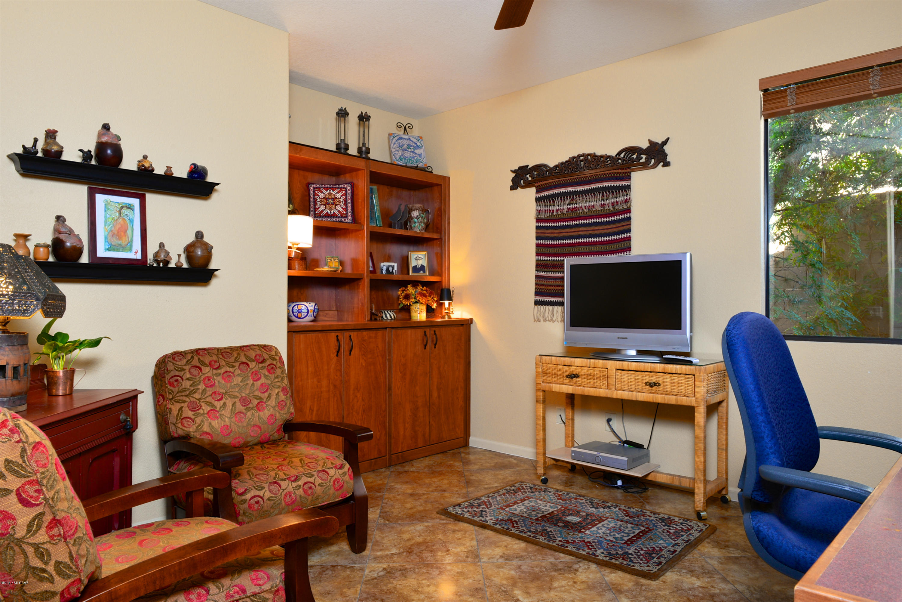 37067 S Rock Crest Drive