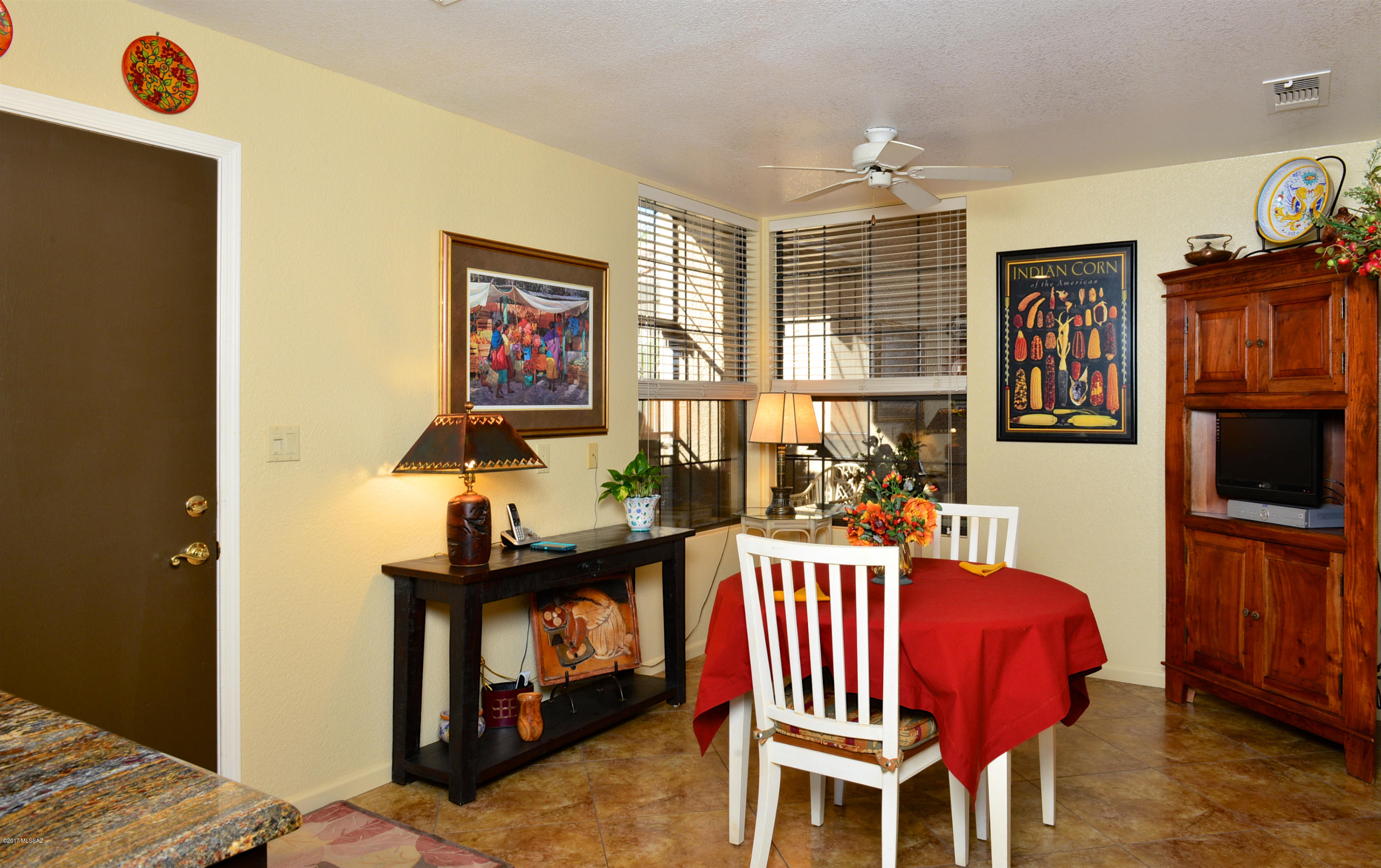 37067 S Rock Crest Drive