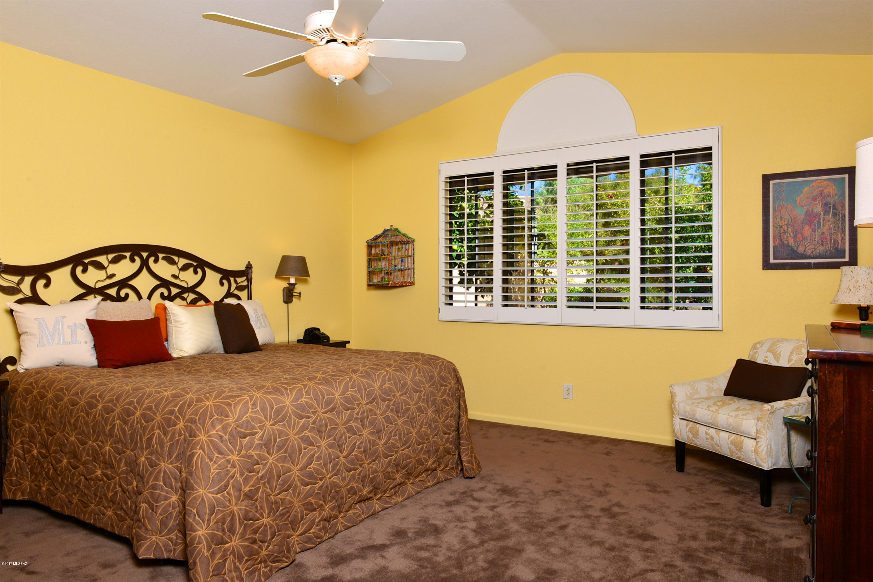 37067 S Rock Crest Drive