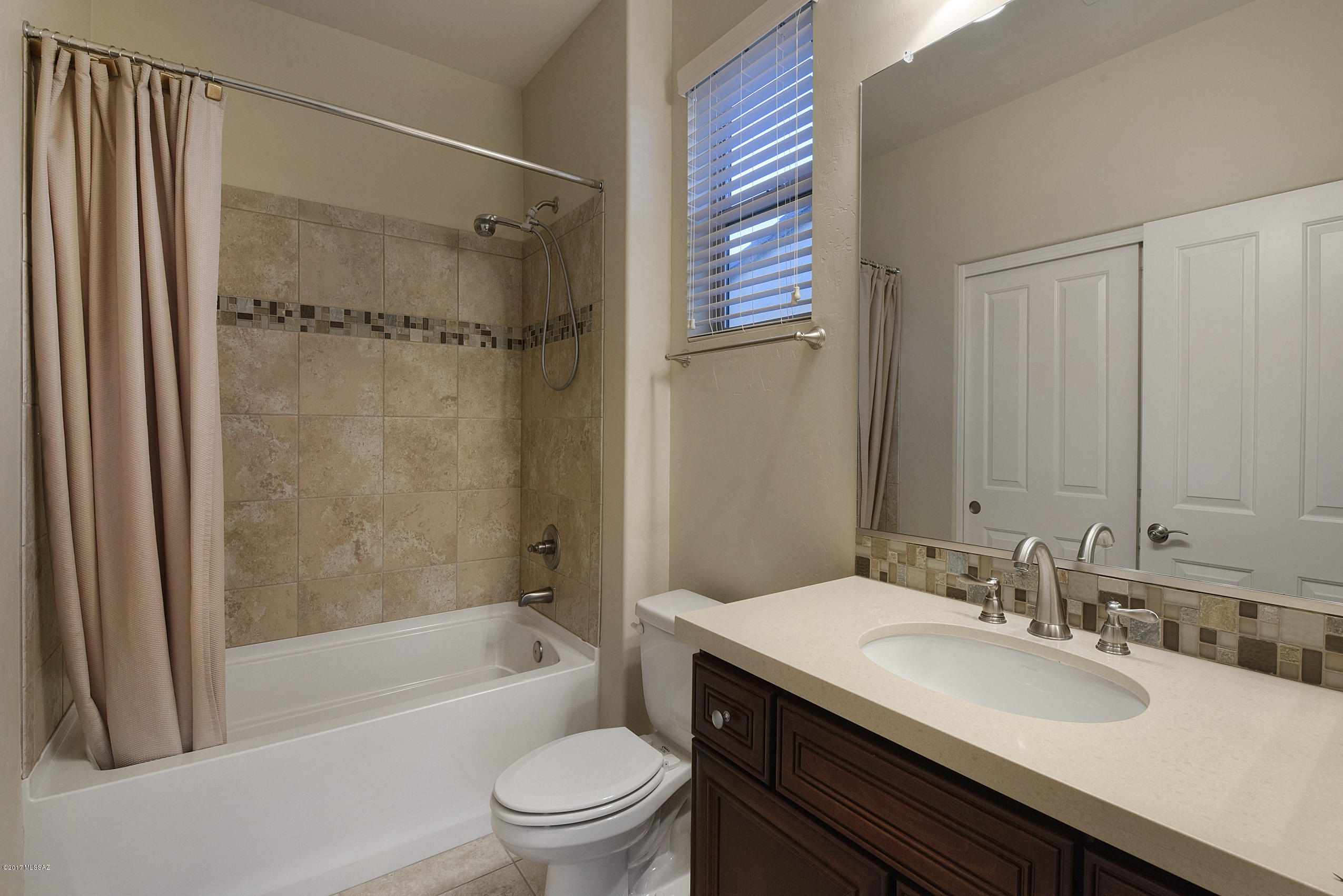 61393 E Happy Jack Trail