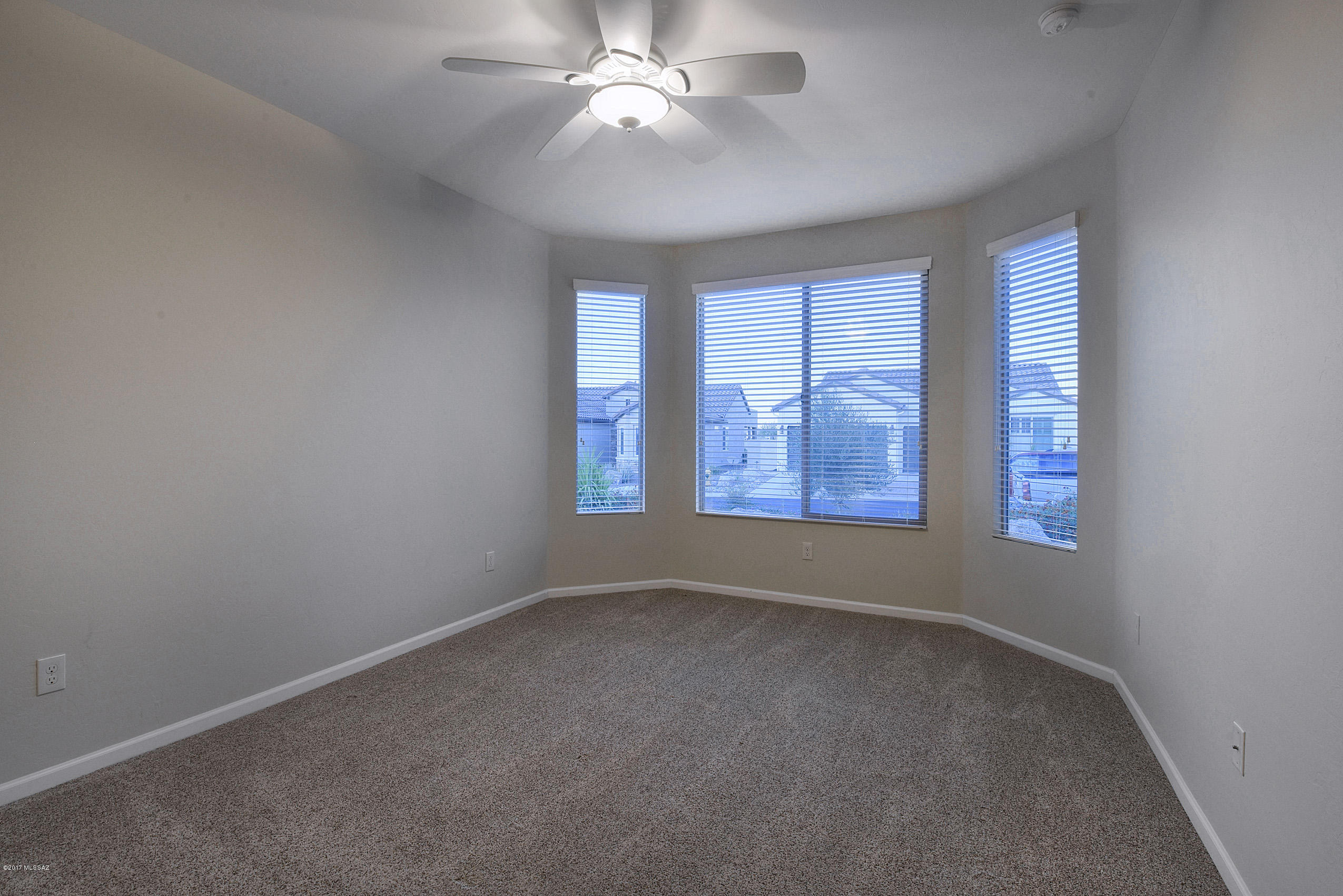 61393 E Happy Jack Trail