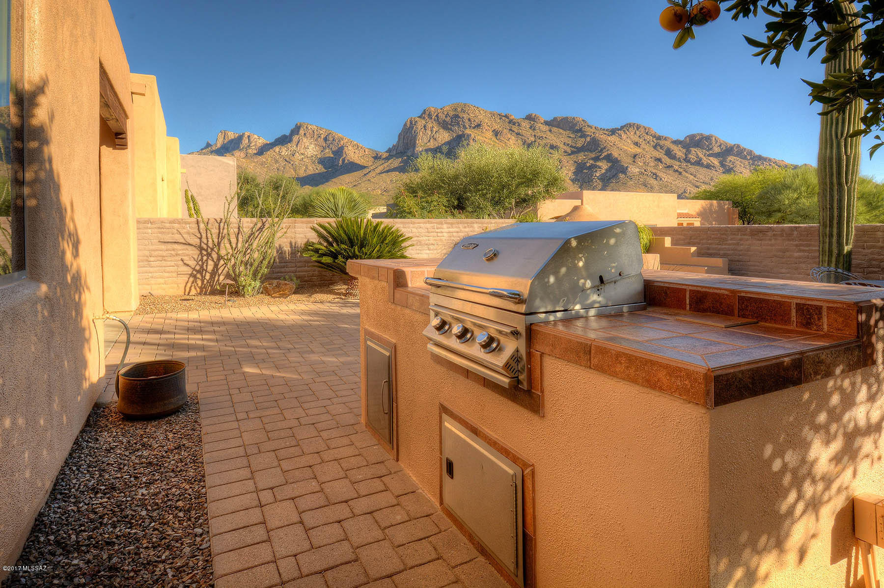 162 E Sky Light Street