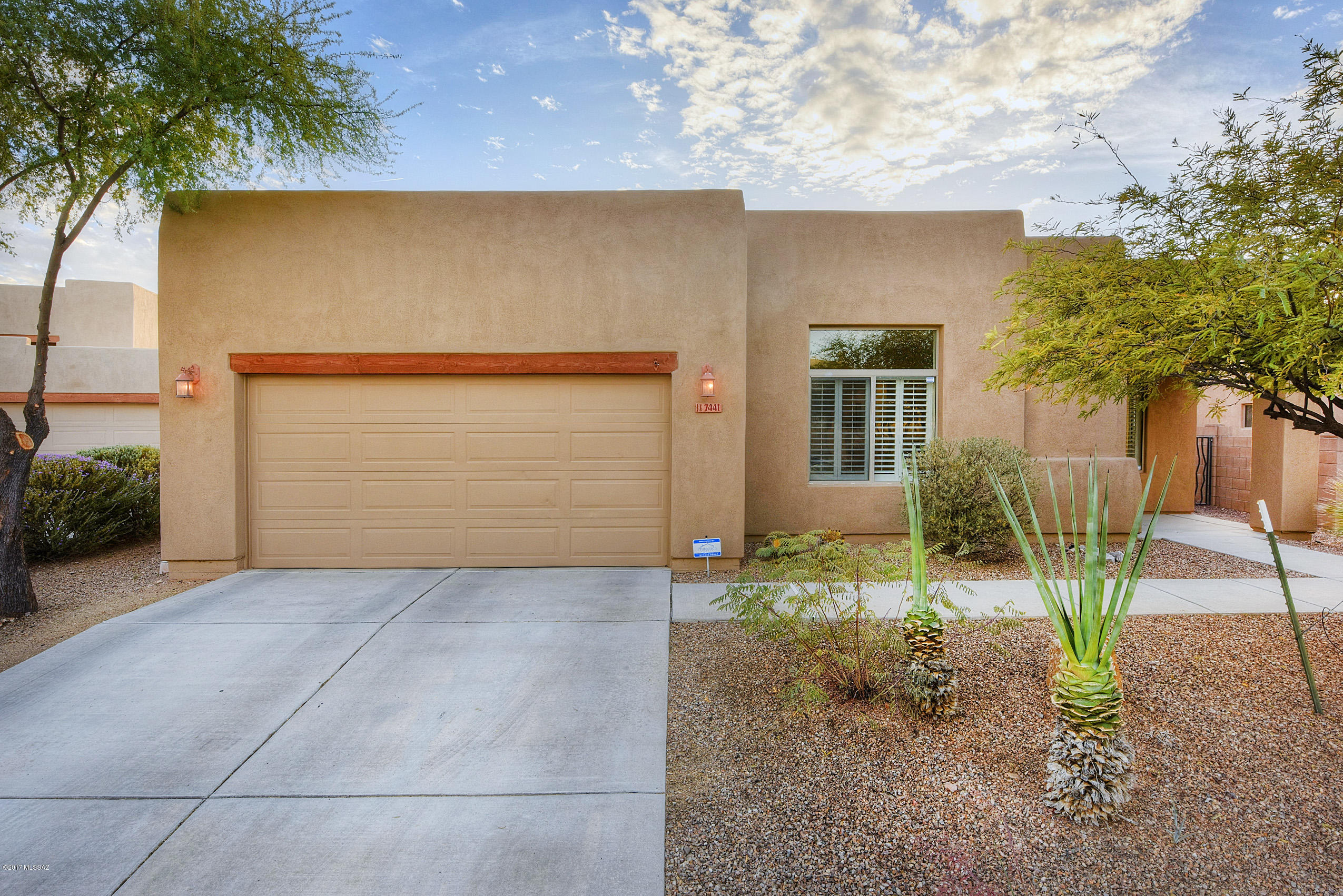 7441 W Smoke Signal Drive