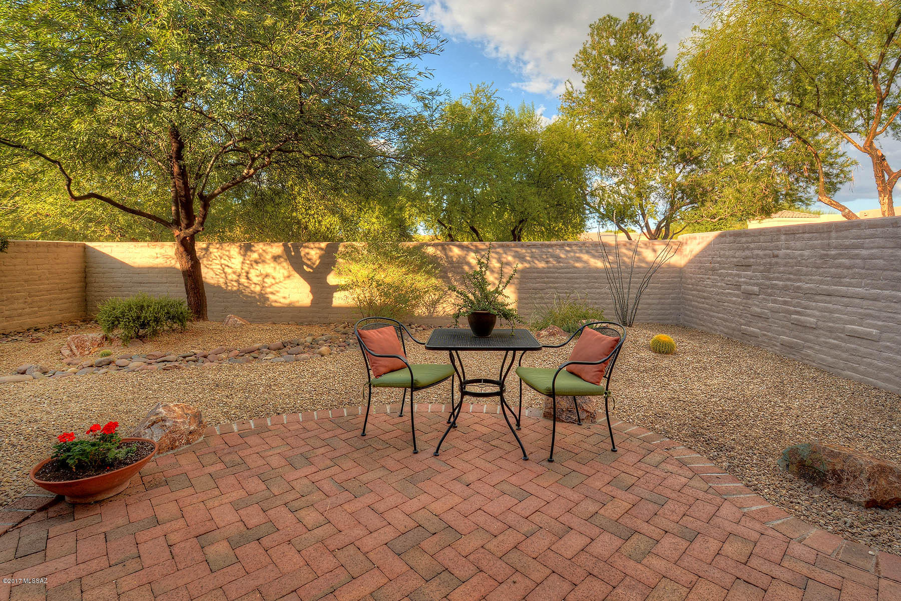 223 E Spring Sky Street