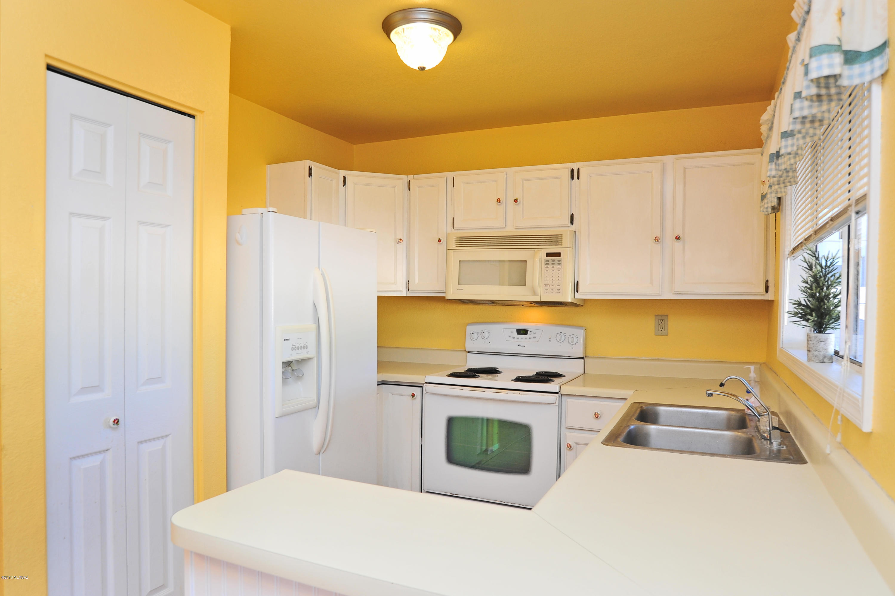 4625 S Breckinridge Drive