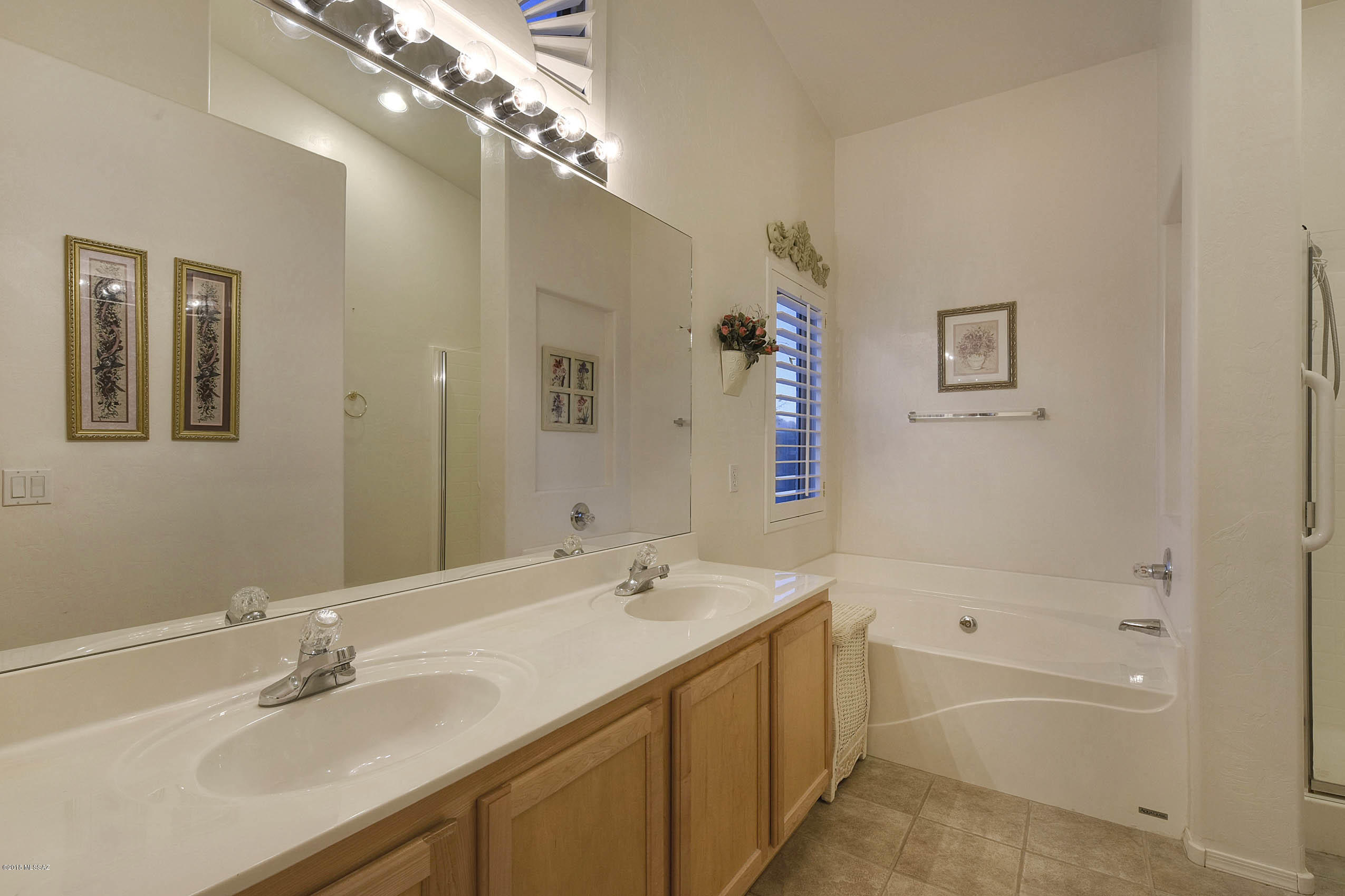 13424 N Wide View Drive