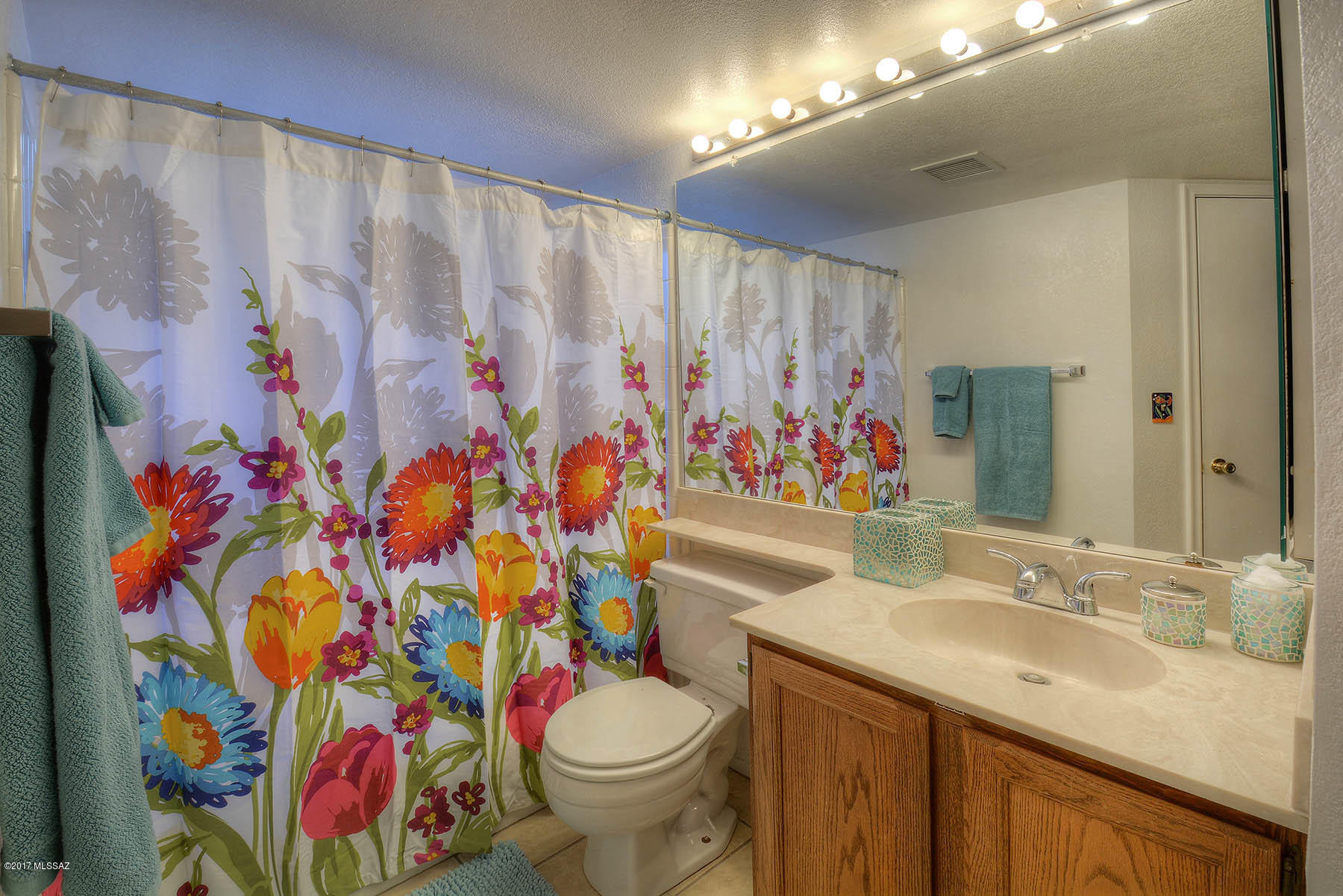 2763 W Daffodil Place