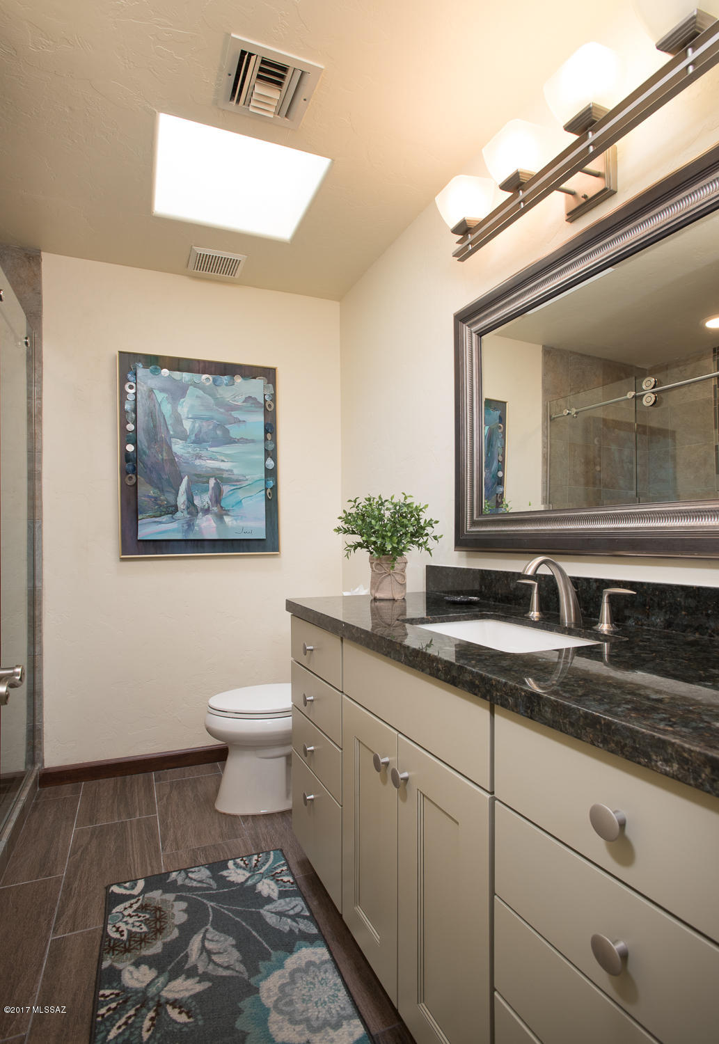 10550 N Lambert Place