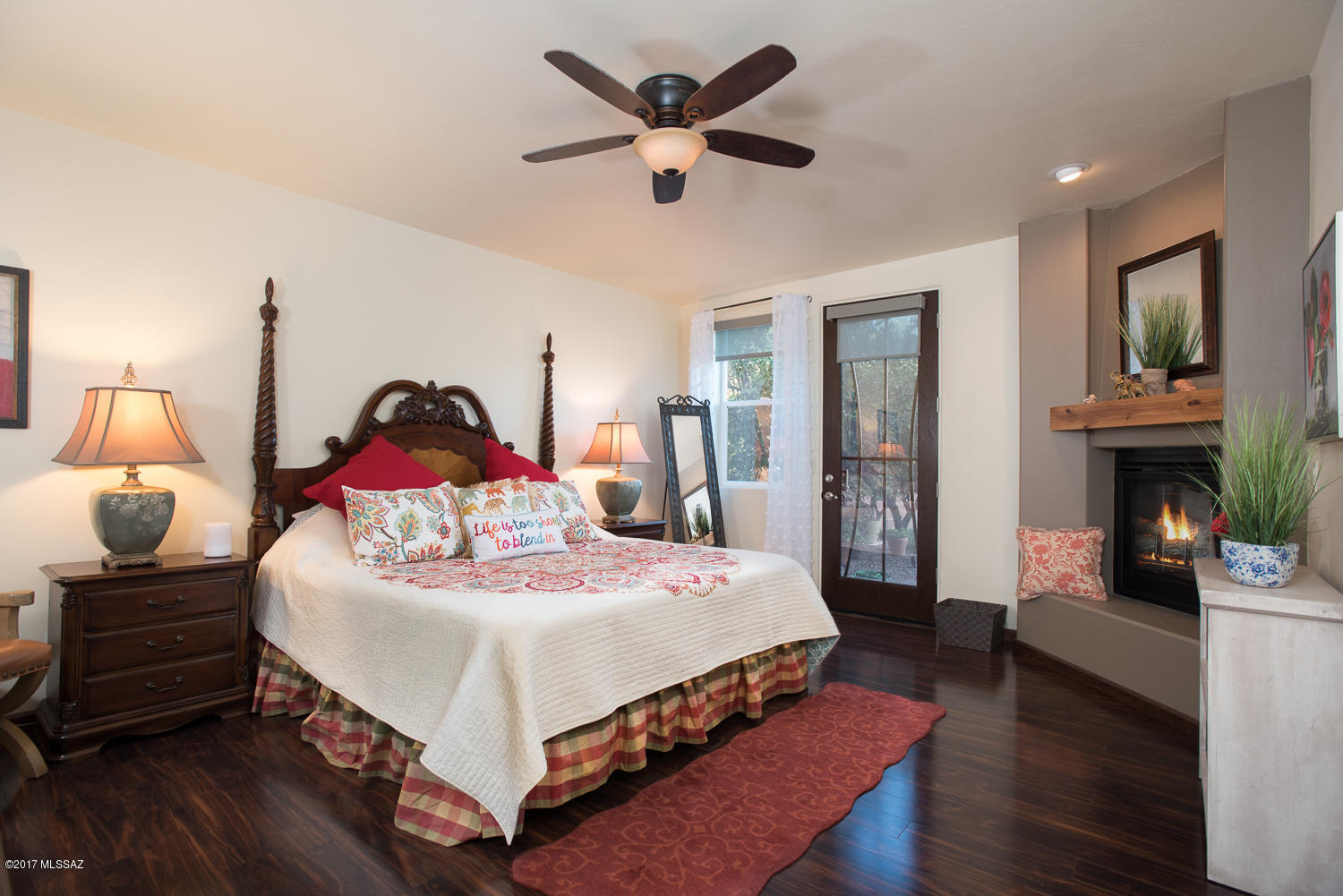 10550 N Lambert Place