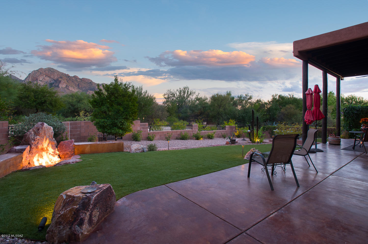 10550 N Lambert Place