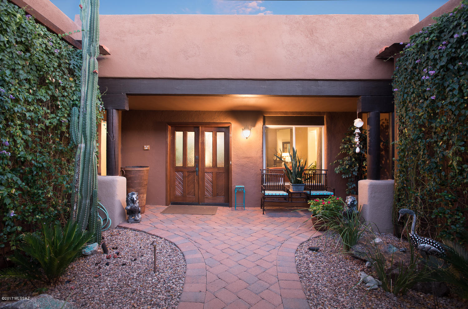 10550 N Lambert Place