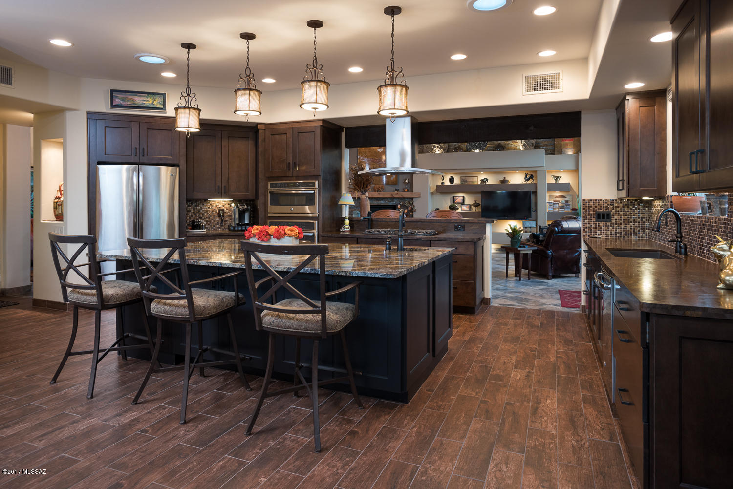 10550 N Lambert Place