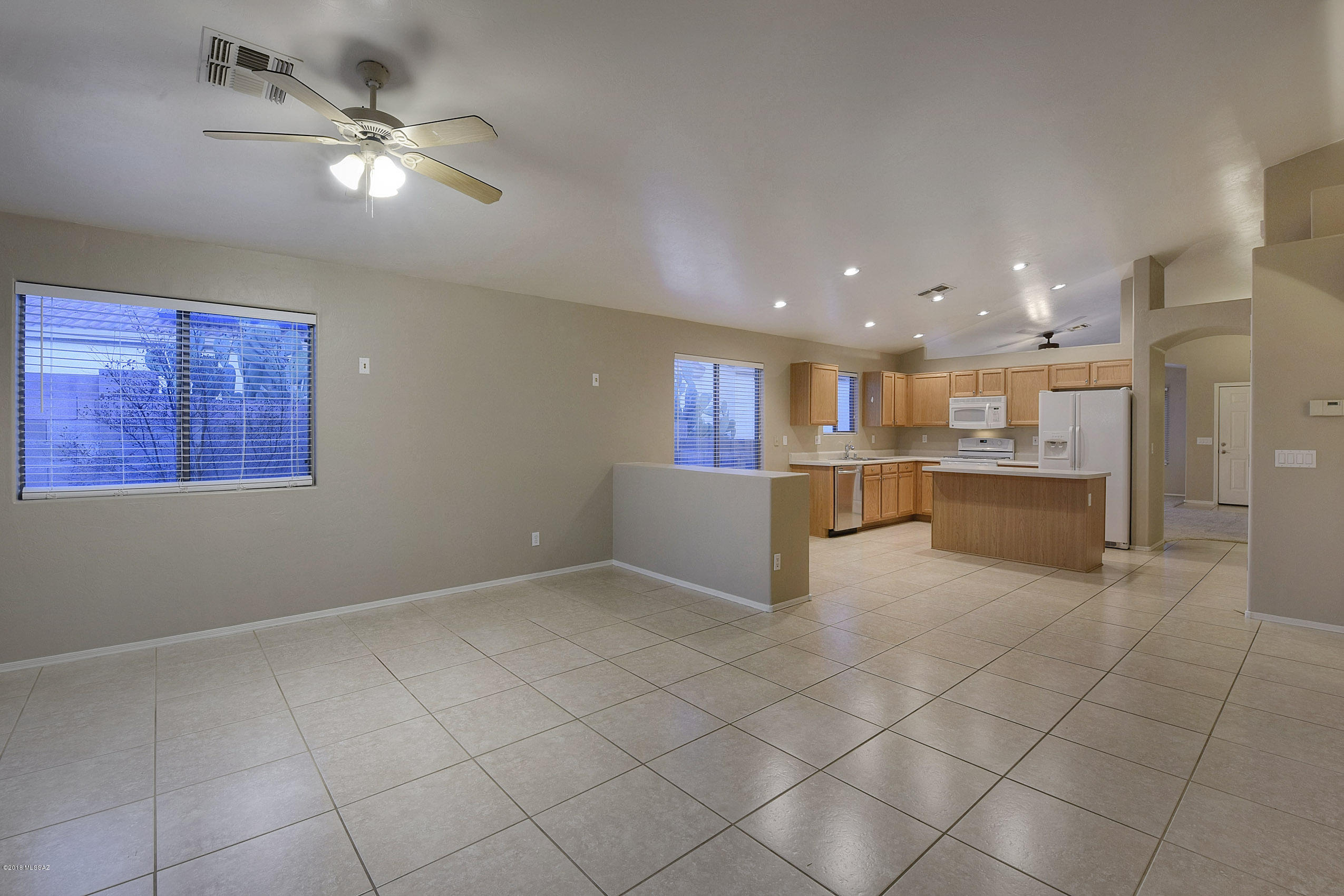 2443 E Skipping Rock Way