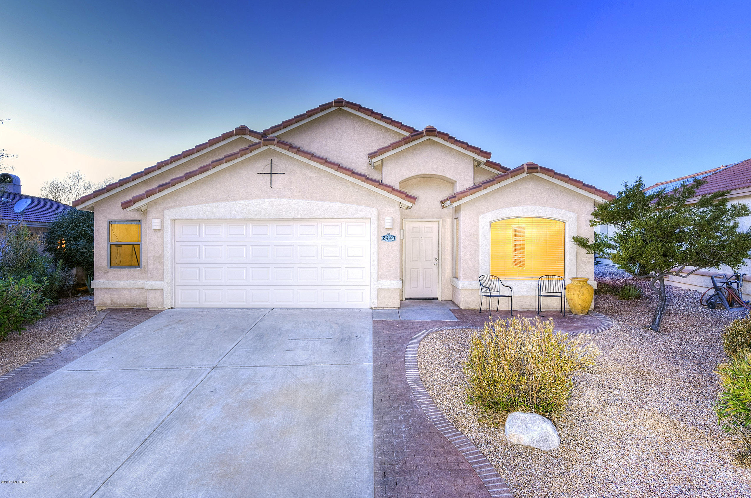 2443 E Skipping Rock Way