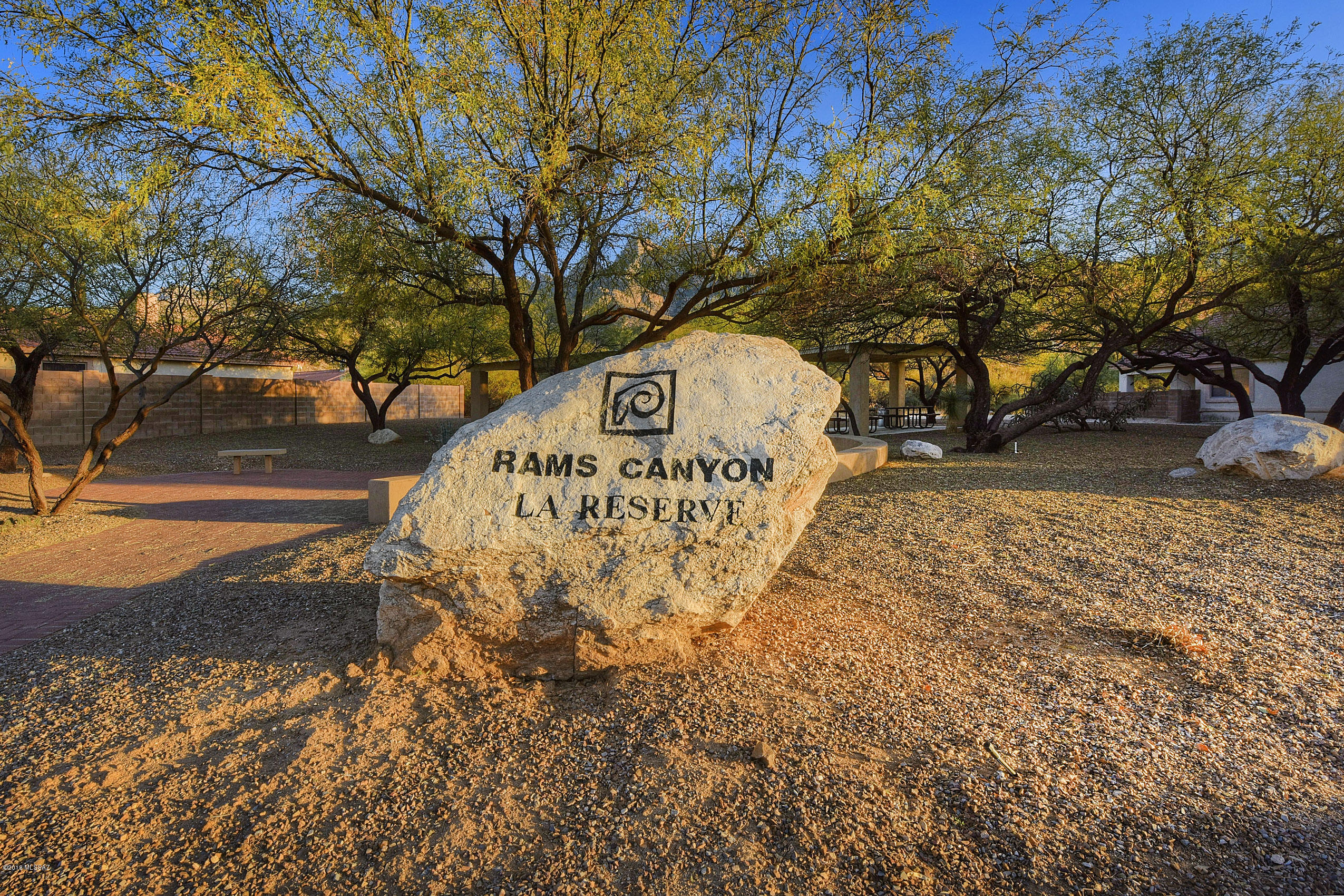 2443 E Skipping Rock Way