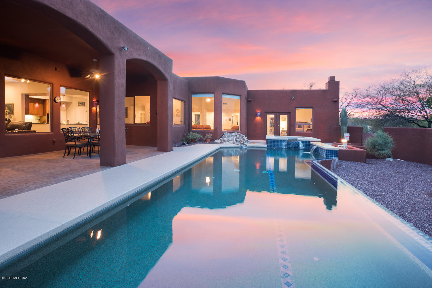 5328 N Ventana Overlook Place