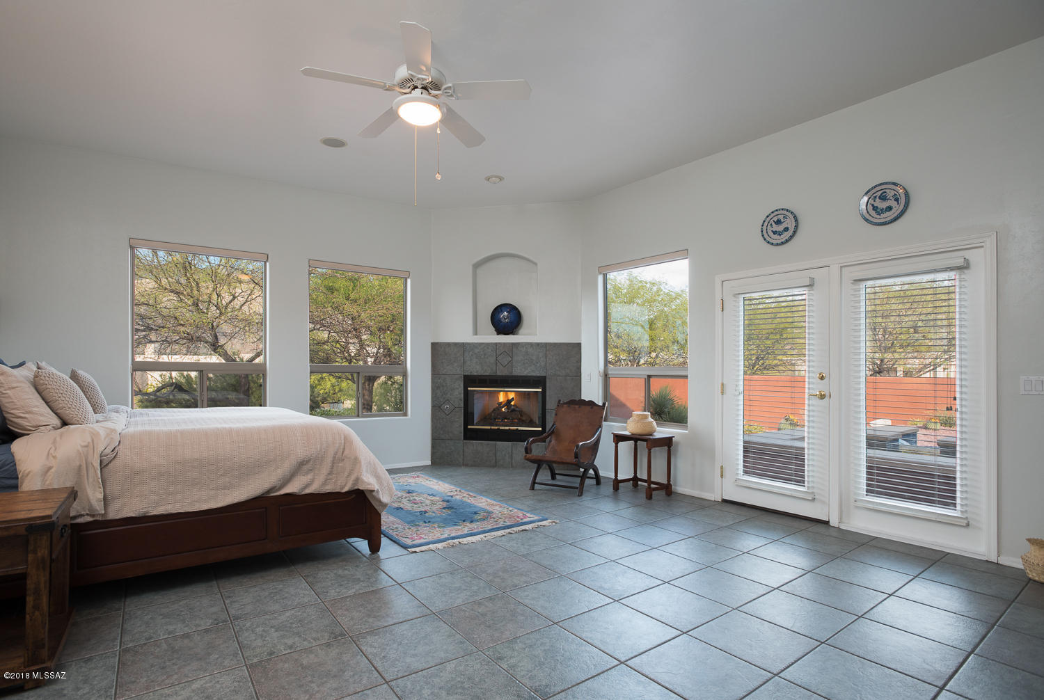 5328 N Ventana Overlook Place