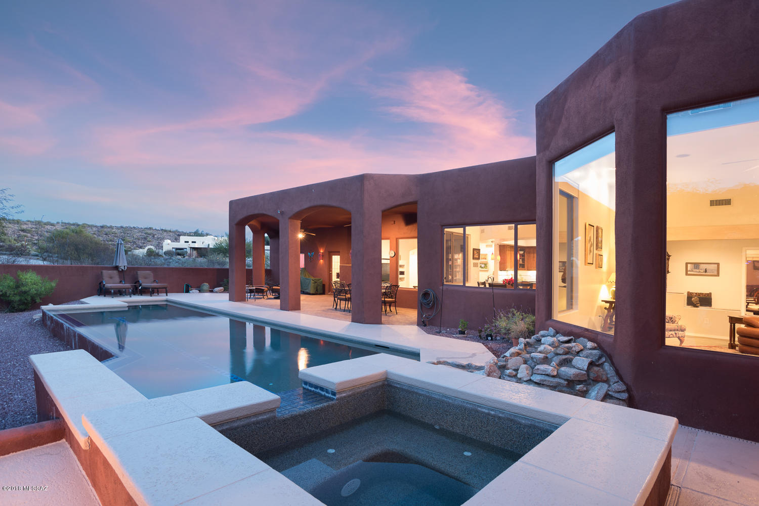 5328 N Ventana Overlook Place