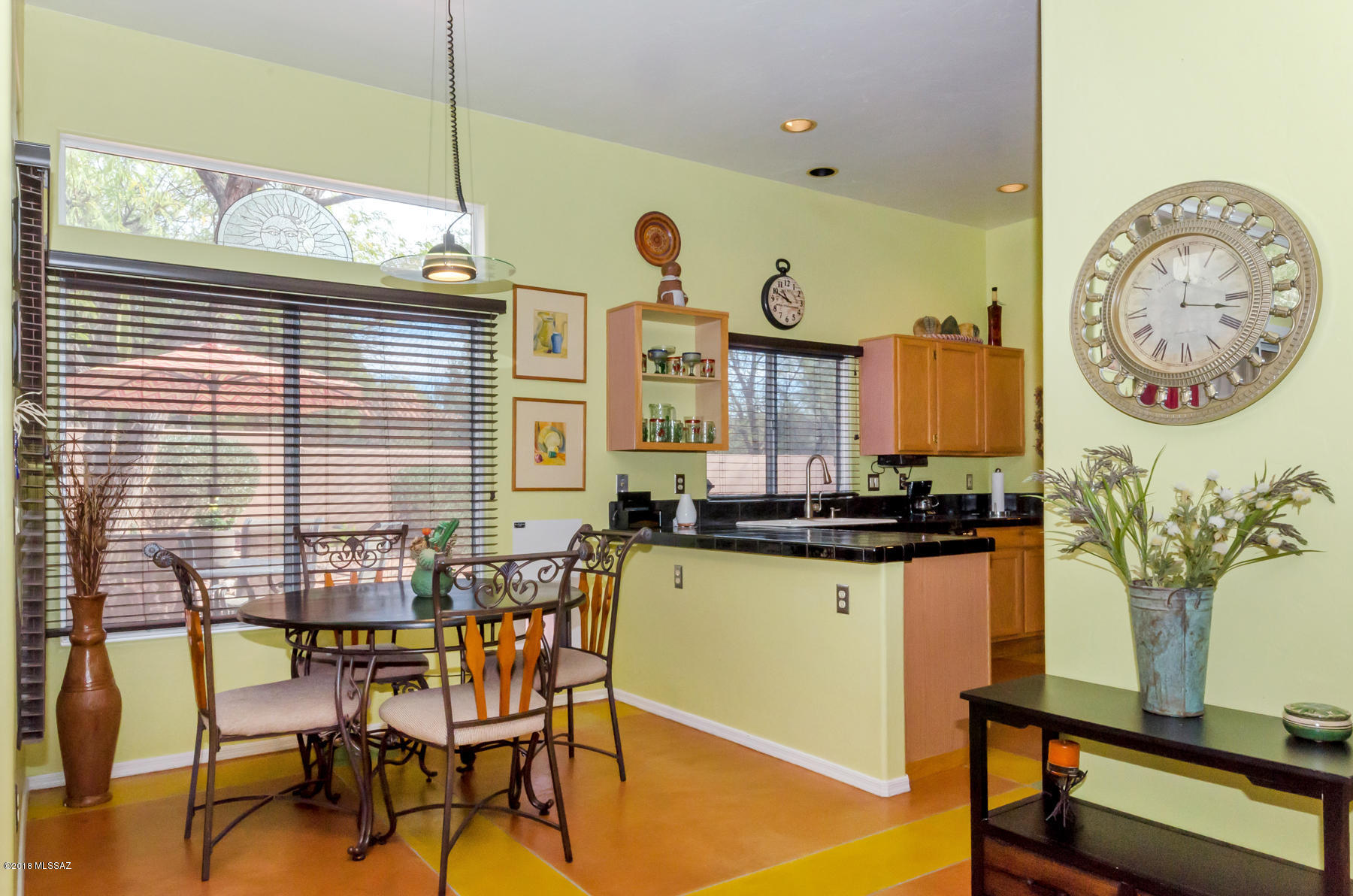 3766 N Creek Side Place