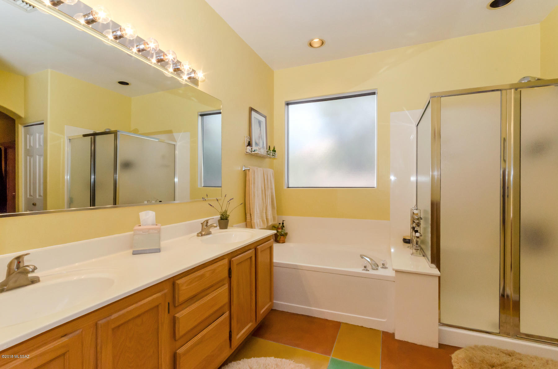 3766 N Creek Side Place